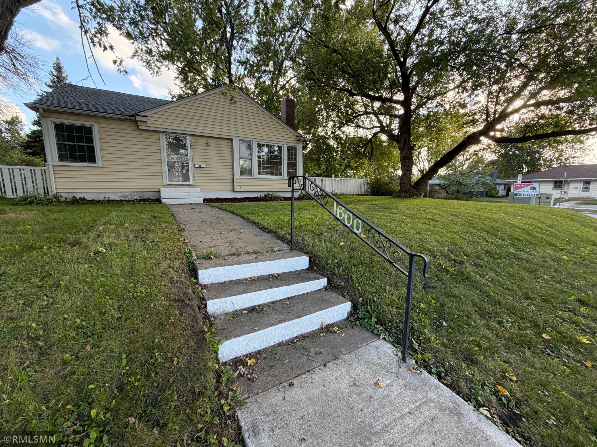 View of Residential at 1600 37th Avenue, Minneapolis MN 55421, Minneapolis (6 of 22) - Mike Wilen | Minnesota Team Real Estate