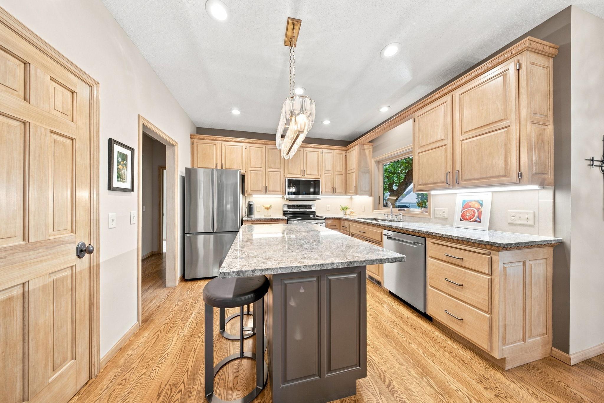 View of Residential at 1444 Kings Wood Lane, Eagan MN 55122, Eagan (14 of 53) - Mike Wilen | Minnesota Team Real Estate