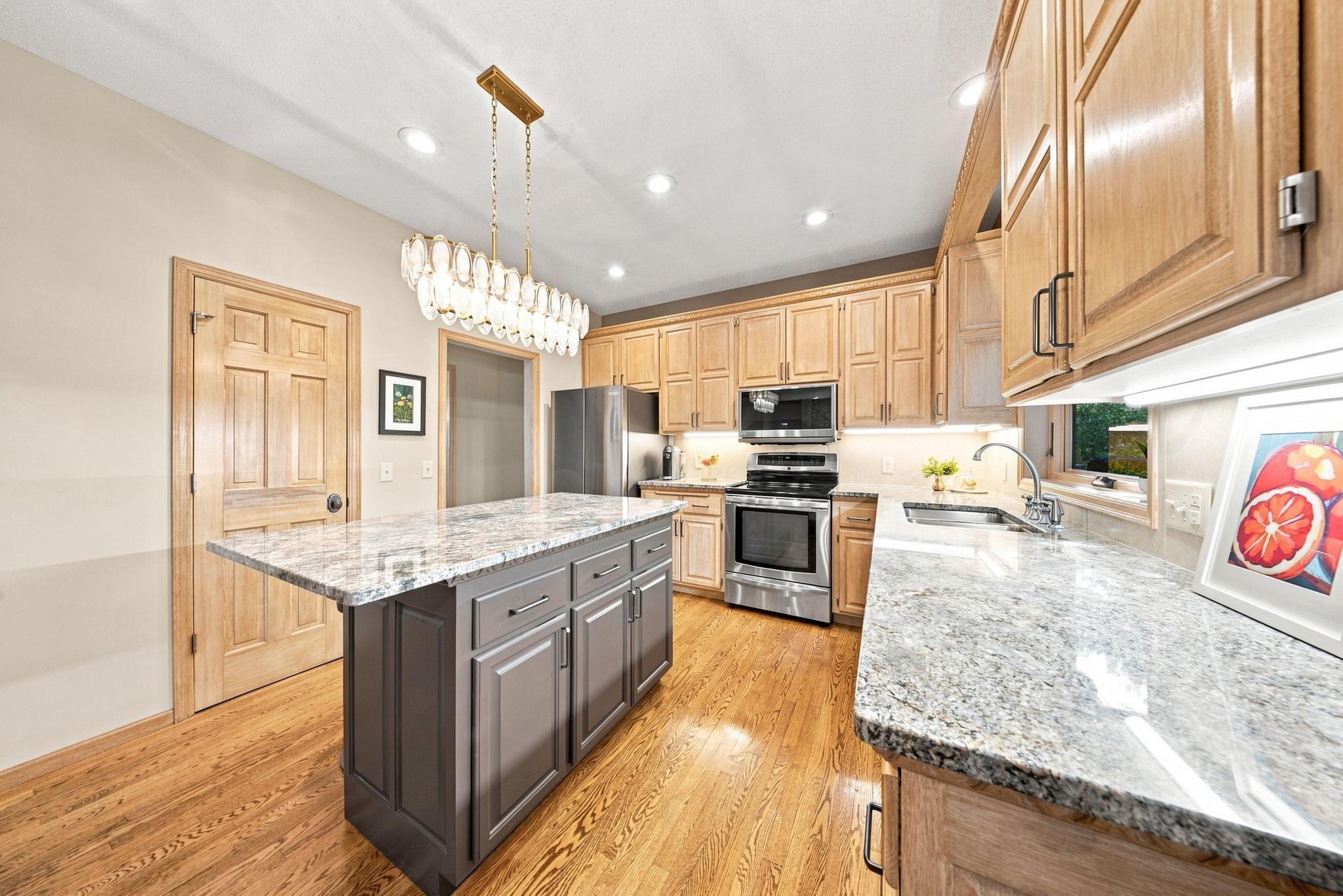 View of Residential at 1444 Kings Wood Lane, Eagan MN 55122, Eagan (15 of 53) - Mike Wilen | Minnesota Team Real Estate