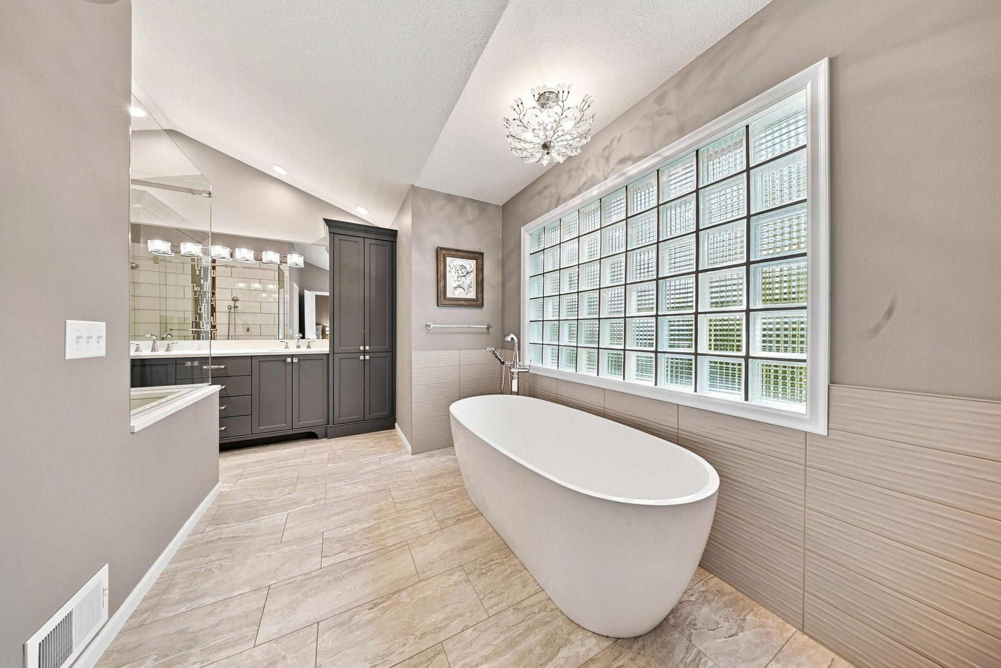 View of Residential at 1444 Kings Wood Lane, Eagan MN 55122, Eagan (27 of 53) - Mike Wilen | Minnesota Team Real Estate