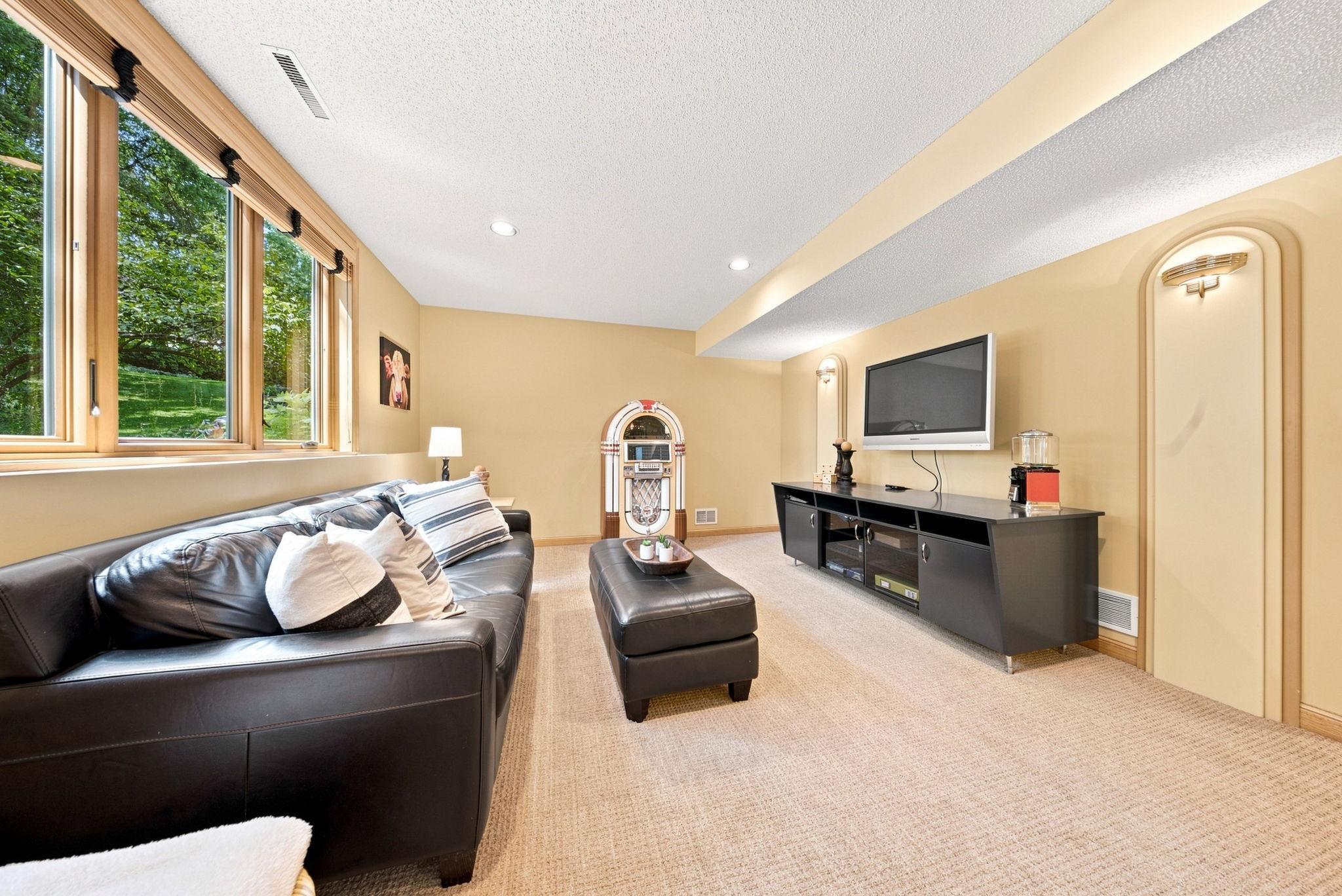 View of Residential at 1444 Kings Wood Lane, Eagan MN 55122, Eagan (35 of 53) - Mike Wilen | Minnesota Team Real Estate