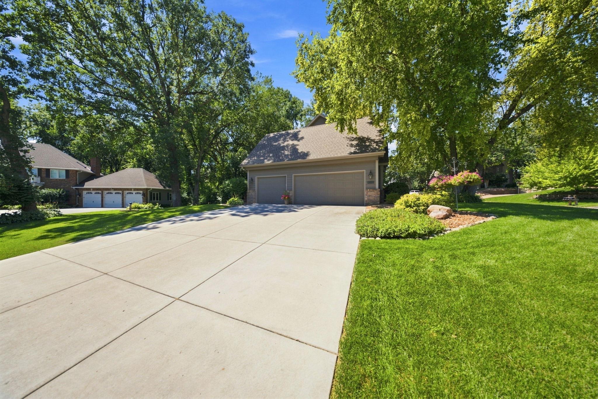View of Residential at 1444 Kings Wood Lane, Eagan MN 55122, Eagan (45 of 53) - Mike Wilen | Minnesota Team Real Estate