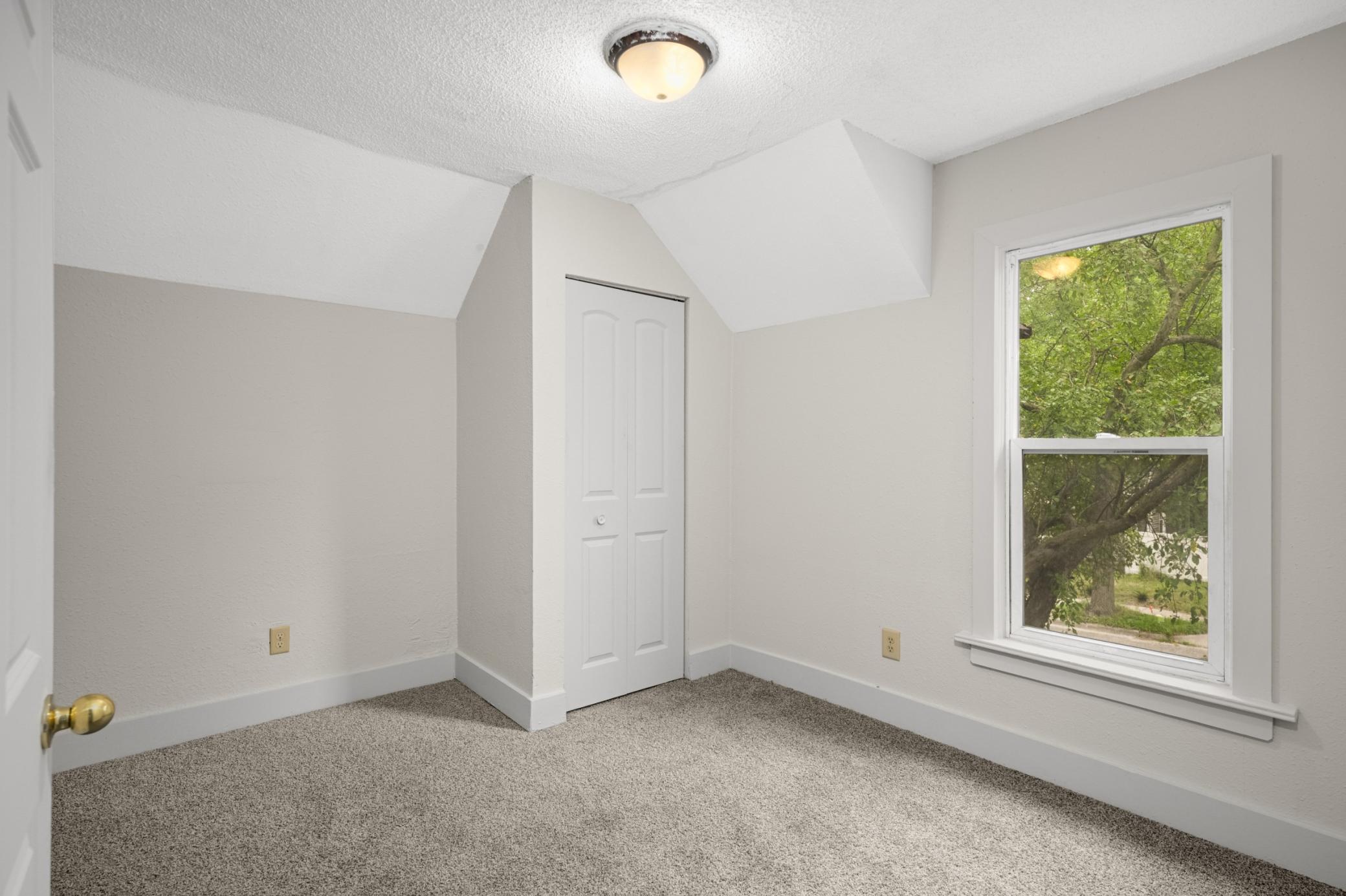 View of Residential at 1118 24th Avenue, Minneapolis MN 55411, Minneapolis (11 of 16) - Mike Wilen | Minnesota Team Real Estate