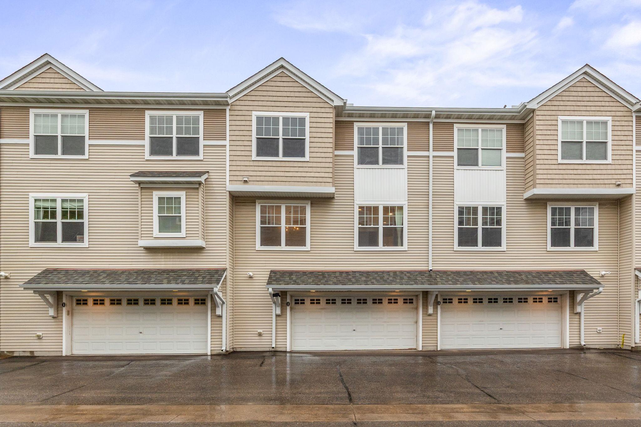 View of Residential at 1686 Village Trail #2, Maplewood MN 55109, Maplewood (24 of 26) - Mike Wilen | Minnesota Team Real Estate