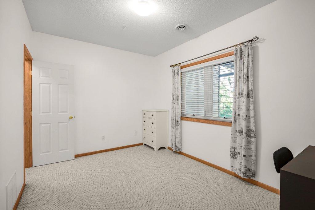 View of Residential at 17800 Townline Road, Minnetonka MN 55345, Minnetonka (22 of 27) - Mike Wilen | Minnesota Team Real Estate