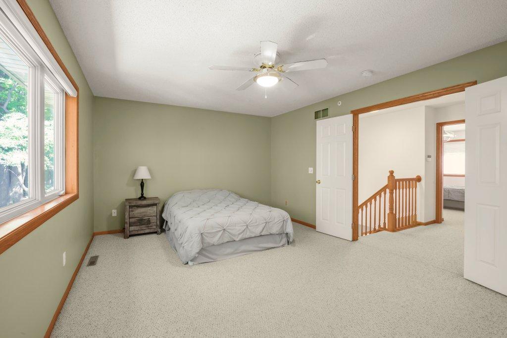 View of Residential at 17800 Townline Road, Minnetonka MN 55345, Minnetonka (17 of 27) - Mike Wilen | Minnesota Team Real Estate