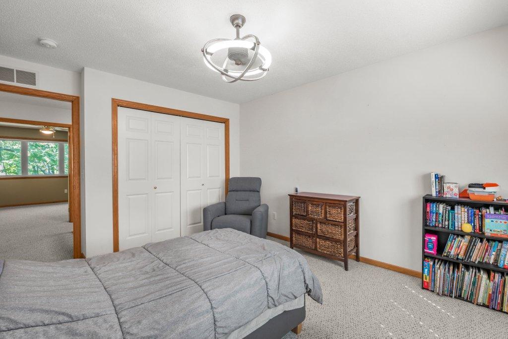 View of Residential at 17800 Townline Road, Minnetonka MN 55345, Minnetonka (12 of 27) - Mike Wilen | Minnesota Team Real Estate