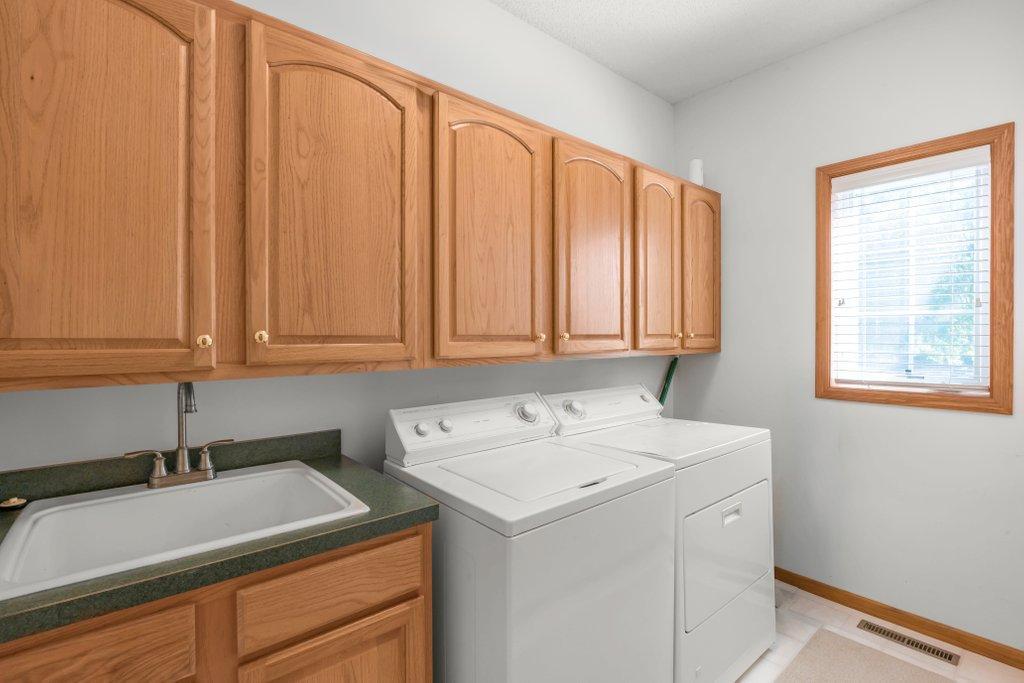 View of Residential at 17800 Townline Road, Minnetonka MN 55345, Minnetonka (10 of 27) - Mike Wilen | Minnesota Team Real Estate