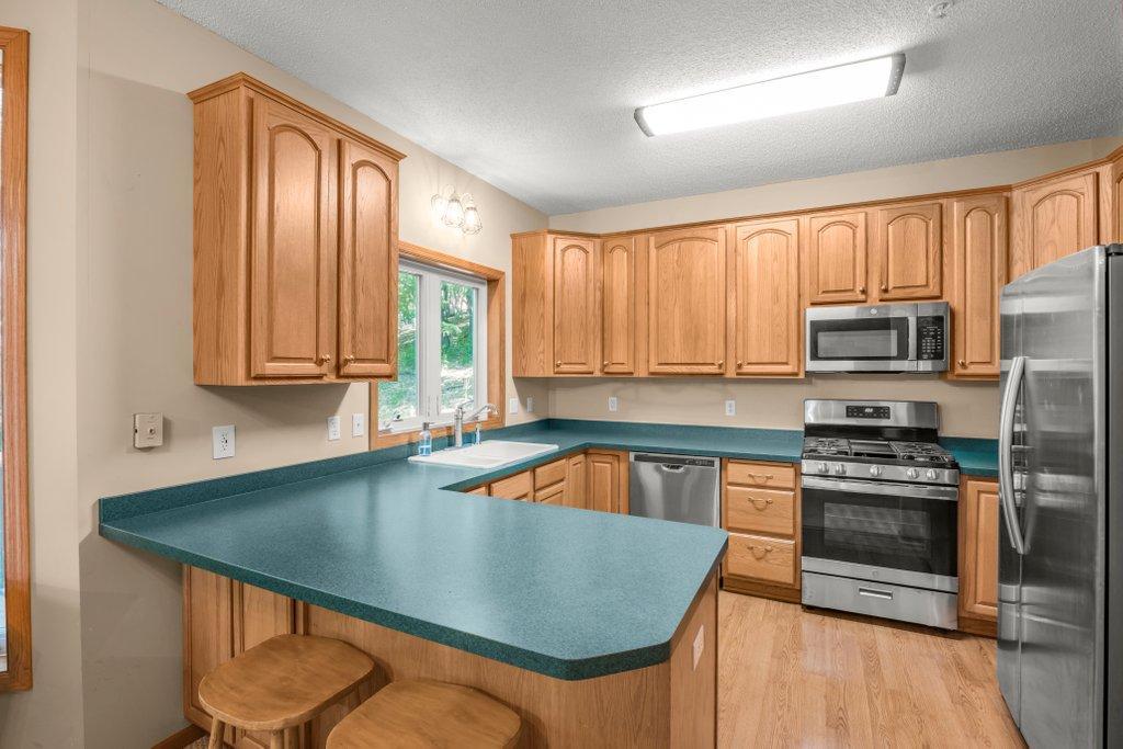 View of Residential at 17800 Townline Road, Minnetonka MN 55345, Minnetonka (8 of 27) - Mike Wilen | Minnesota Team Real Estate