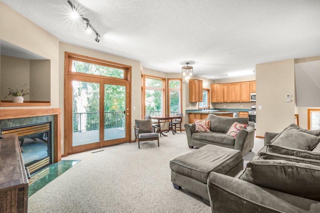 View of Residential at 17800 Townline Road, Minnetonka MN 55345, Minnetonka (7 of 27) - Mike Wilen | Minnesota Team Real Estate