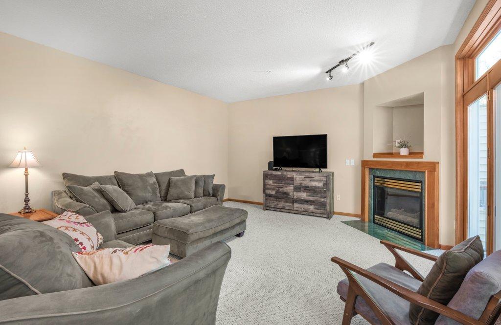 View of Residential at 17800 Townline Road, Minnetonka MN 55345, Minnetonka (6 of 27) - Mike Wilen | Minnesota Team Real Estate