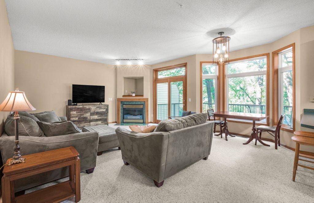 View of Residential at 17800 Townline Road, Minnetonka MN 55345, Minnetonka (3 of 27) - Mike Wilen | Minnesota Team Real Estate
