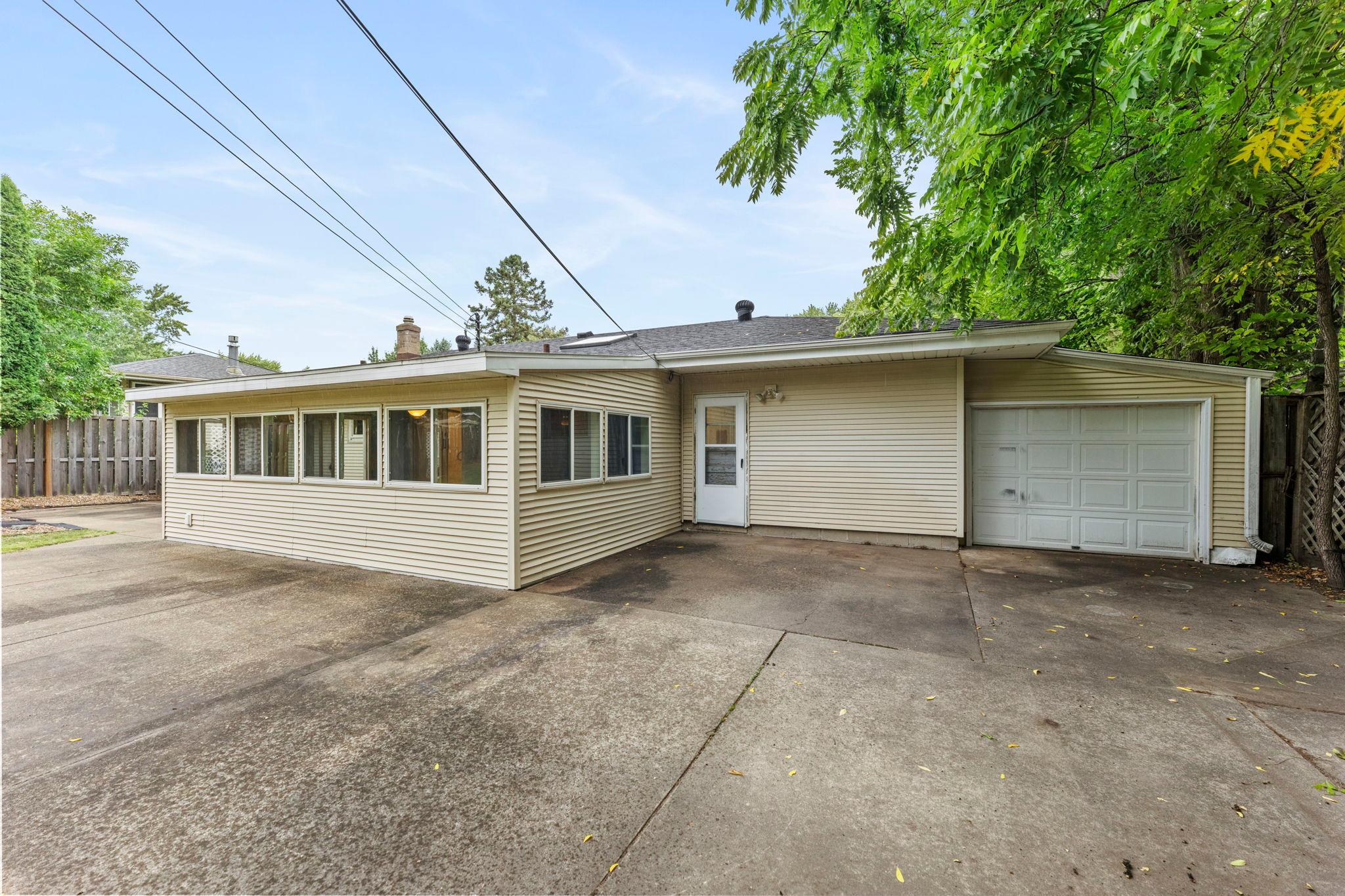 View of Residential at 3907 Lakewood Avenue, White Bear Lake MN 55110, White Bear Lake (37 of 57) - Mike Wilen | Minnesota Team Real Estate