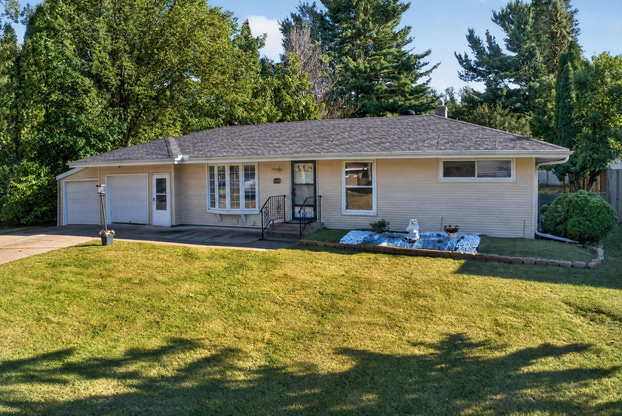 View of Residential at 3907 Lakewood Avenue, White Bear Lake MN 55110, White Bear Lake (44 of 57) - Mike Wilen | Minnesota Team Real Estate