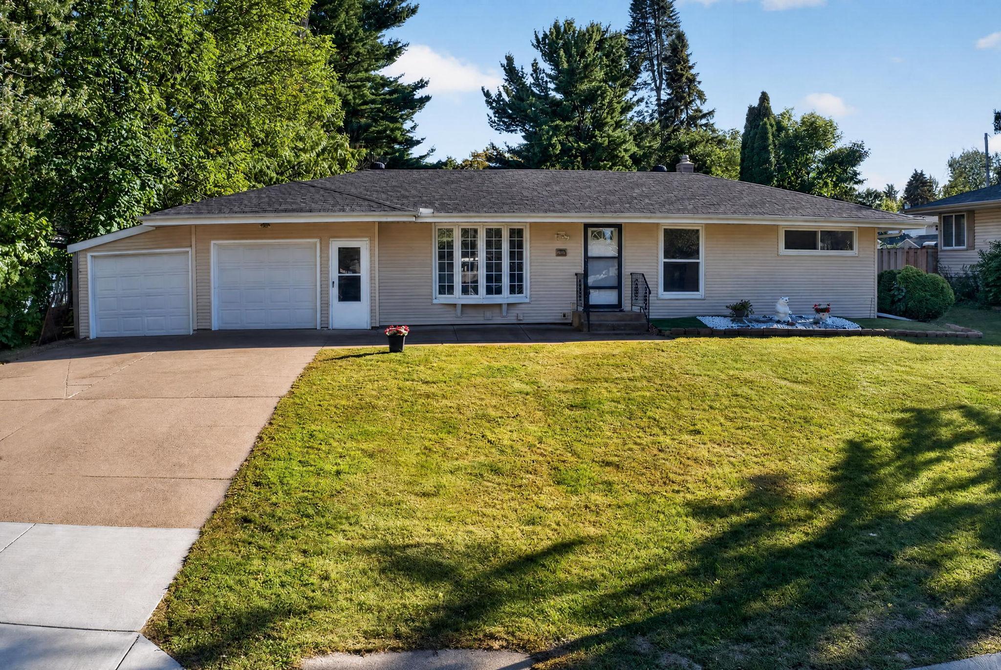 View of Residential at 3907 Lakewood Avenue, White Bear Lake MN 55110, White Bear Lake (43 of 57) - Mike Wilen | Minnesota Team Real Estate