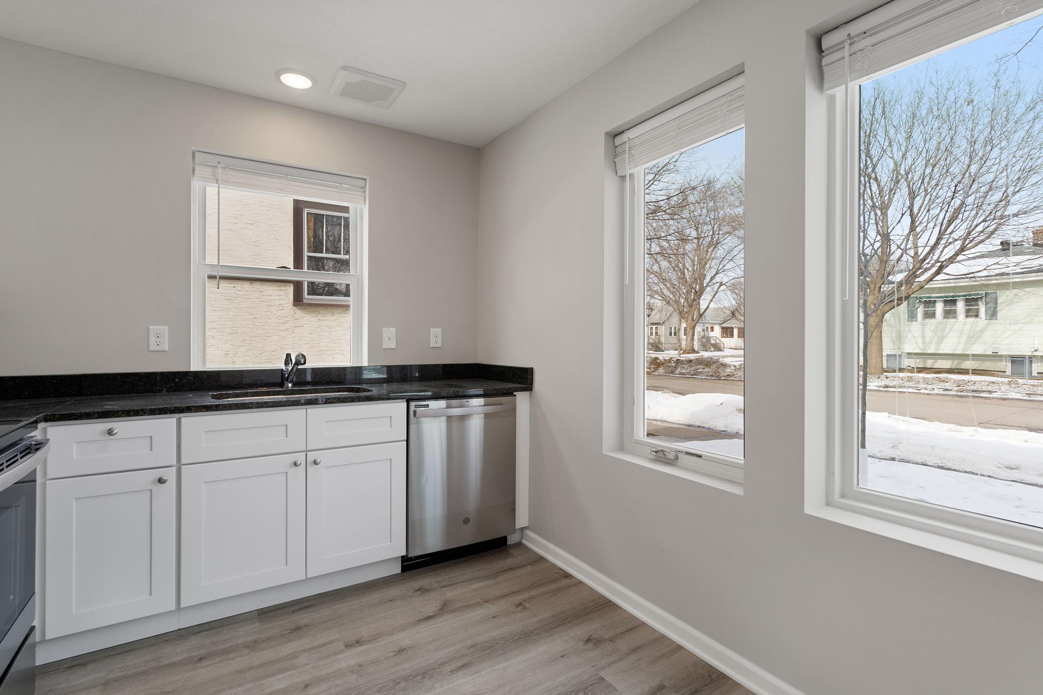 View of Commercial Sale at 2100 Fairmount Street, Minneapolis MN 55414, Minneapolis (19 of 46) - Mike Wilen | Minnesota Team Real Estate