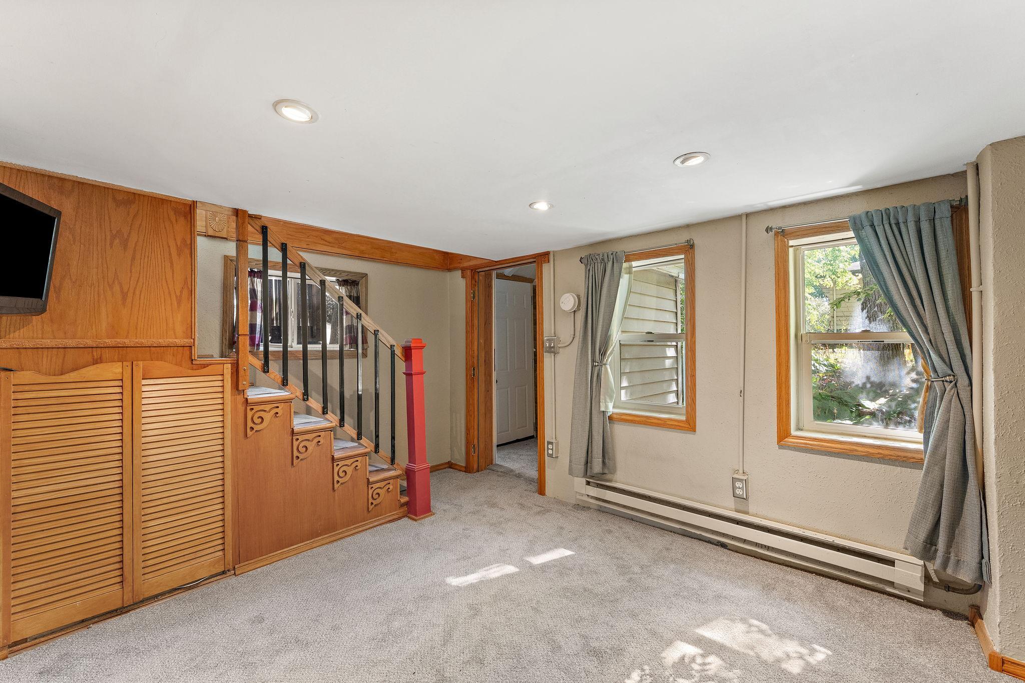 View of Residential Income at 2184 Minnehaha Avenue, Saint Paul MN 55119, Saint Paul (11 of 30) - Mike Wilen | Minnesota Team Real Estate