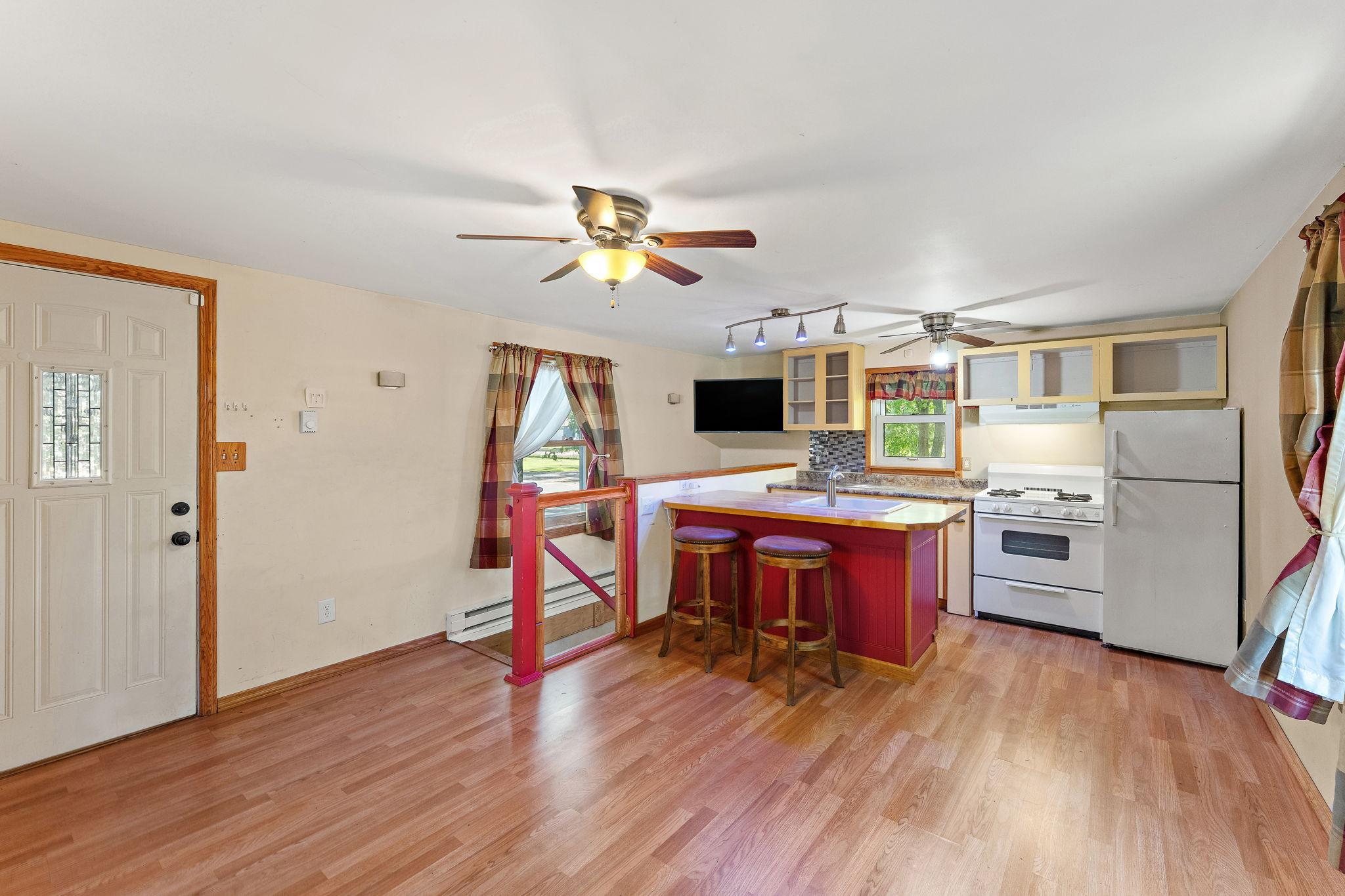 View of Residential Income at 2184 Minnehaha Avenue, Saint Paul MN 55119, Saint Paul (6 of 30) - Mike Wilen | Minnesota Team Real Estate