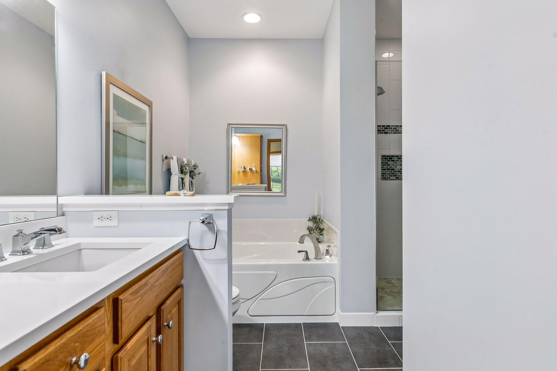 View of Residential at 516 Holly Lane, Oakdale MN 55128, Oakdale (25 of 54) - Mike Wilen | Minnesota Team Real Estate