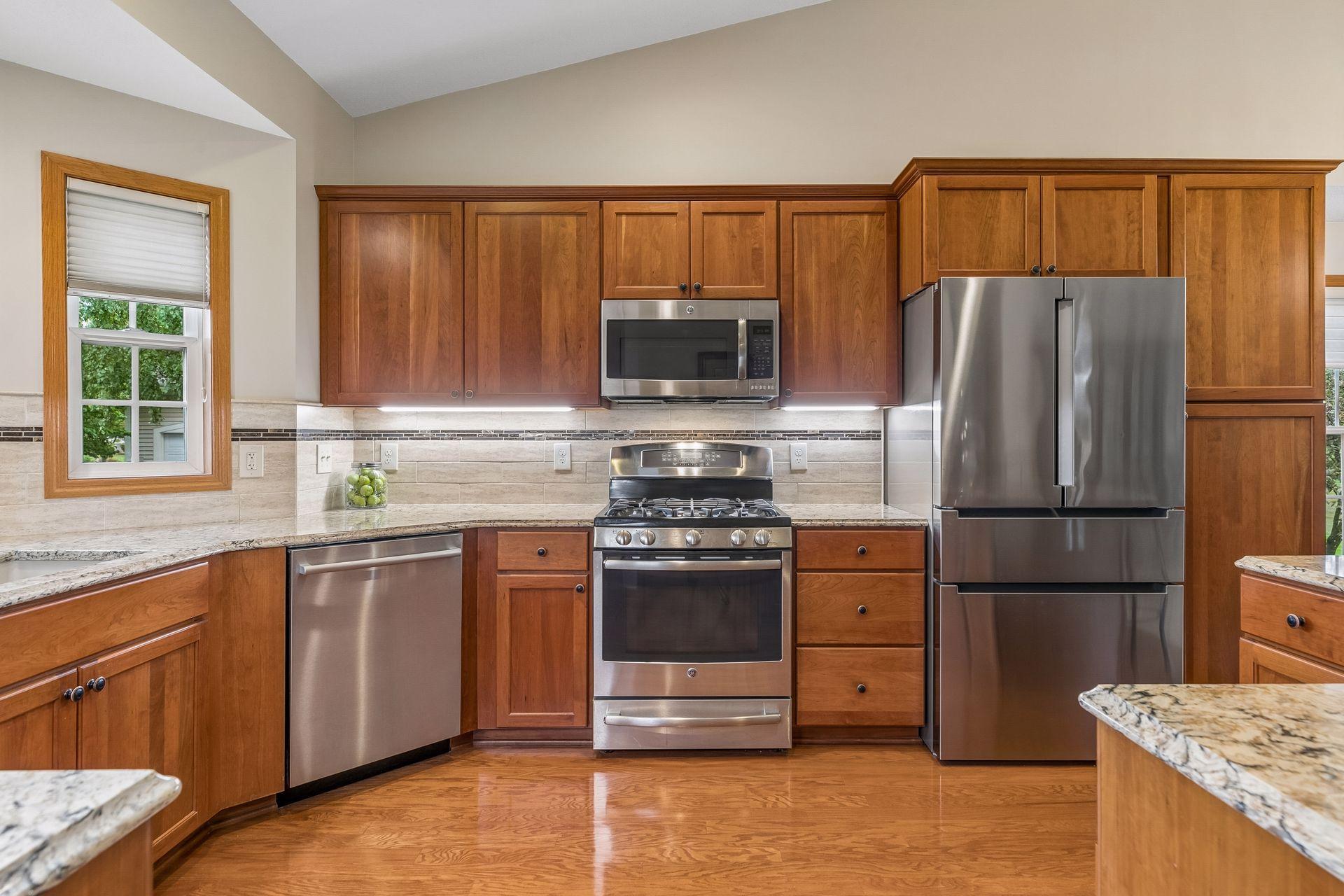 View of Residential at 516 Holly Lane, Oakdale MN 55128, Oakdale (5 of 54) - Mike Wilen | Minnesota Team Real Estate