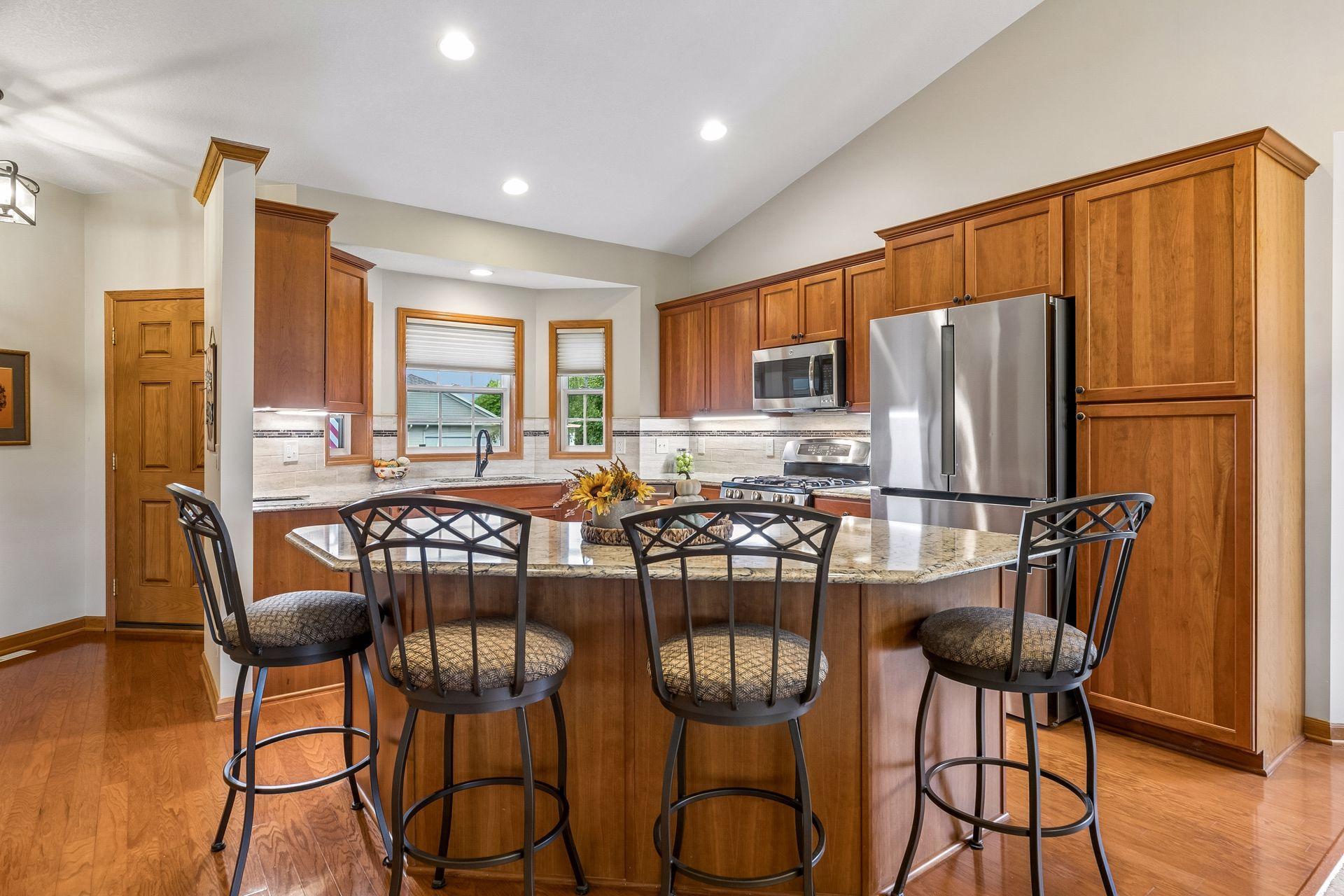 View of Residential at 516 Holly Lane, Oakdale MN 55128, Oakdale (6 of 54) - Mike Wilen | Minnesota Team Real Estate