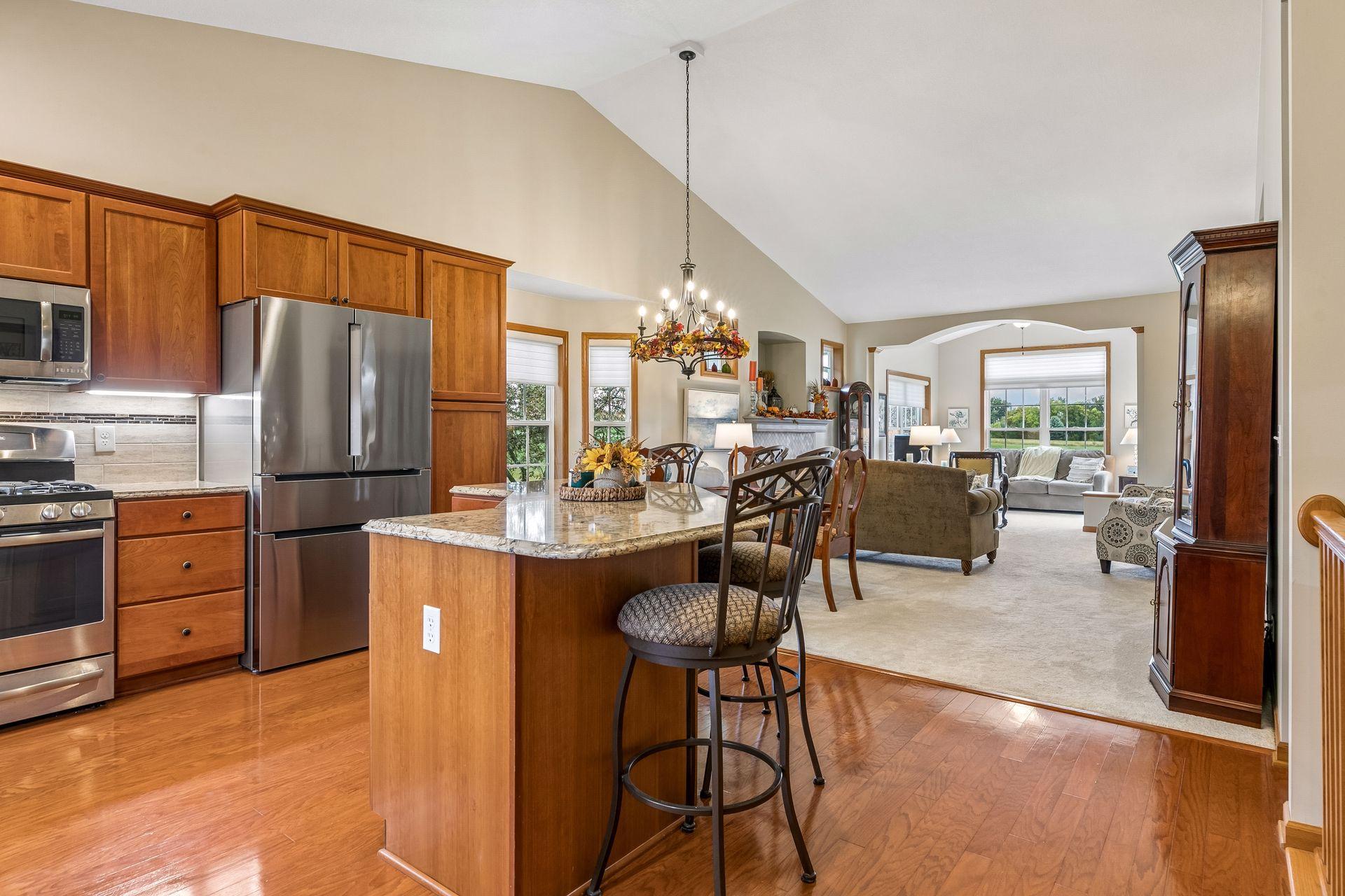 View of Residential at 516 Holly Lane, Oakdale MN 55128, Oakdale (11 of 54) - Mike Wilen | Minnesota Team Real Estate