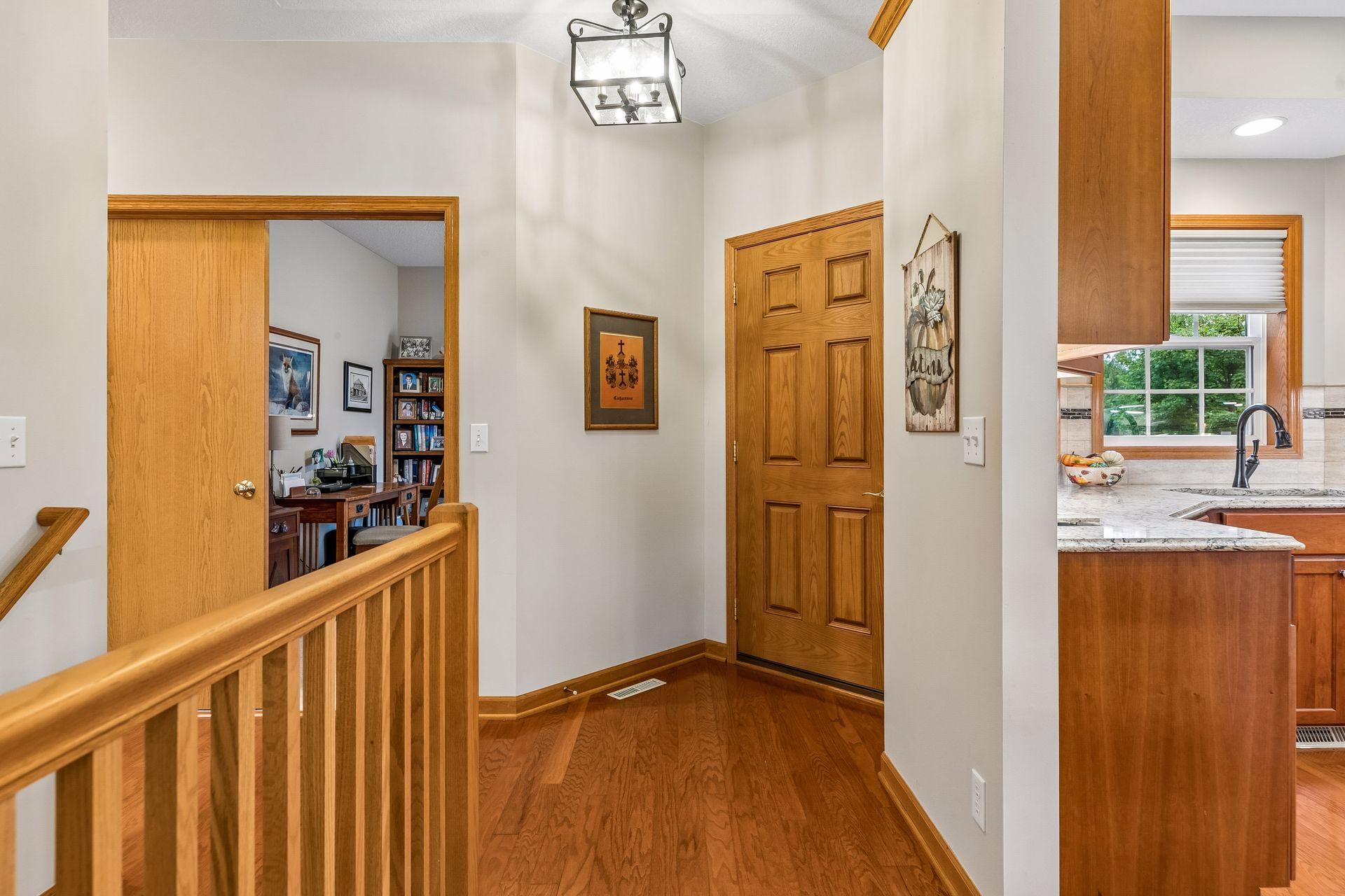 View of Residential at 516 Holly Lane, Oakdale MN 55128, Oakdale (10 of 54) - Mike Wilen | Minnesota Team Real Estate