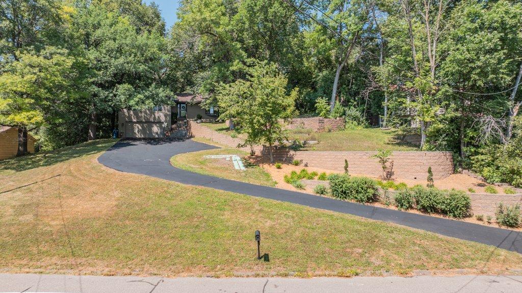View of Residential at 11708 Sunset Trail, Plymouth MN 55441, Plymouth (44 of 50) - Mike Wilen | Minnesota Team Real Estate
