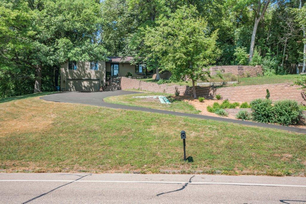 View of Residential at 11708 Sunset Trail, Plymouth MN 55441, Plymouth (41 of 50) - Mike Wilen | Minnesota Team Real Estate