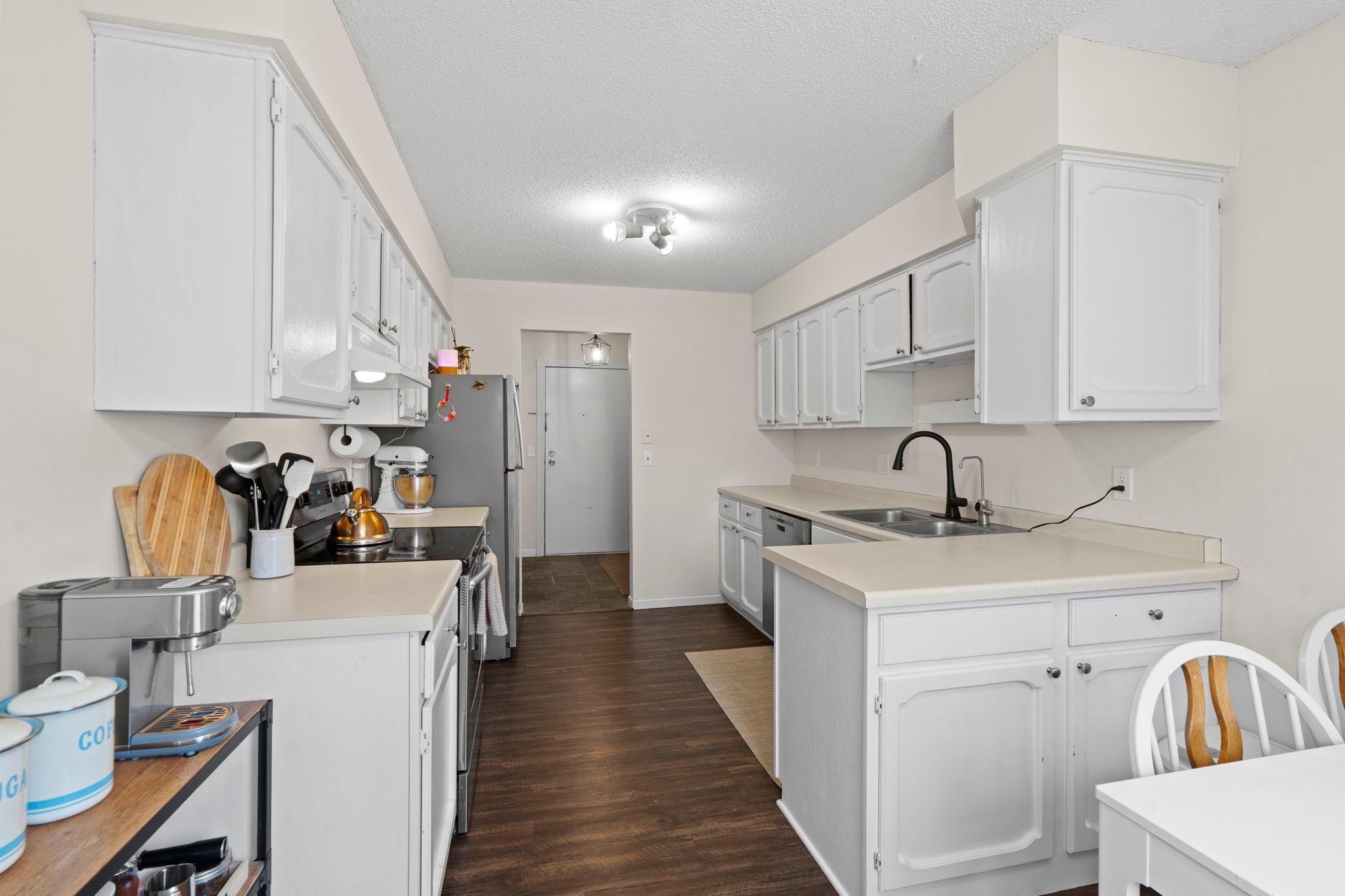 View of Residential at 3861 Gold Point #B, Eagan MN 55122, Eagan (20 of 30) - Mike Wilen | Minnesota Team Real Estate