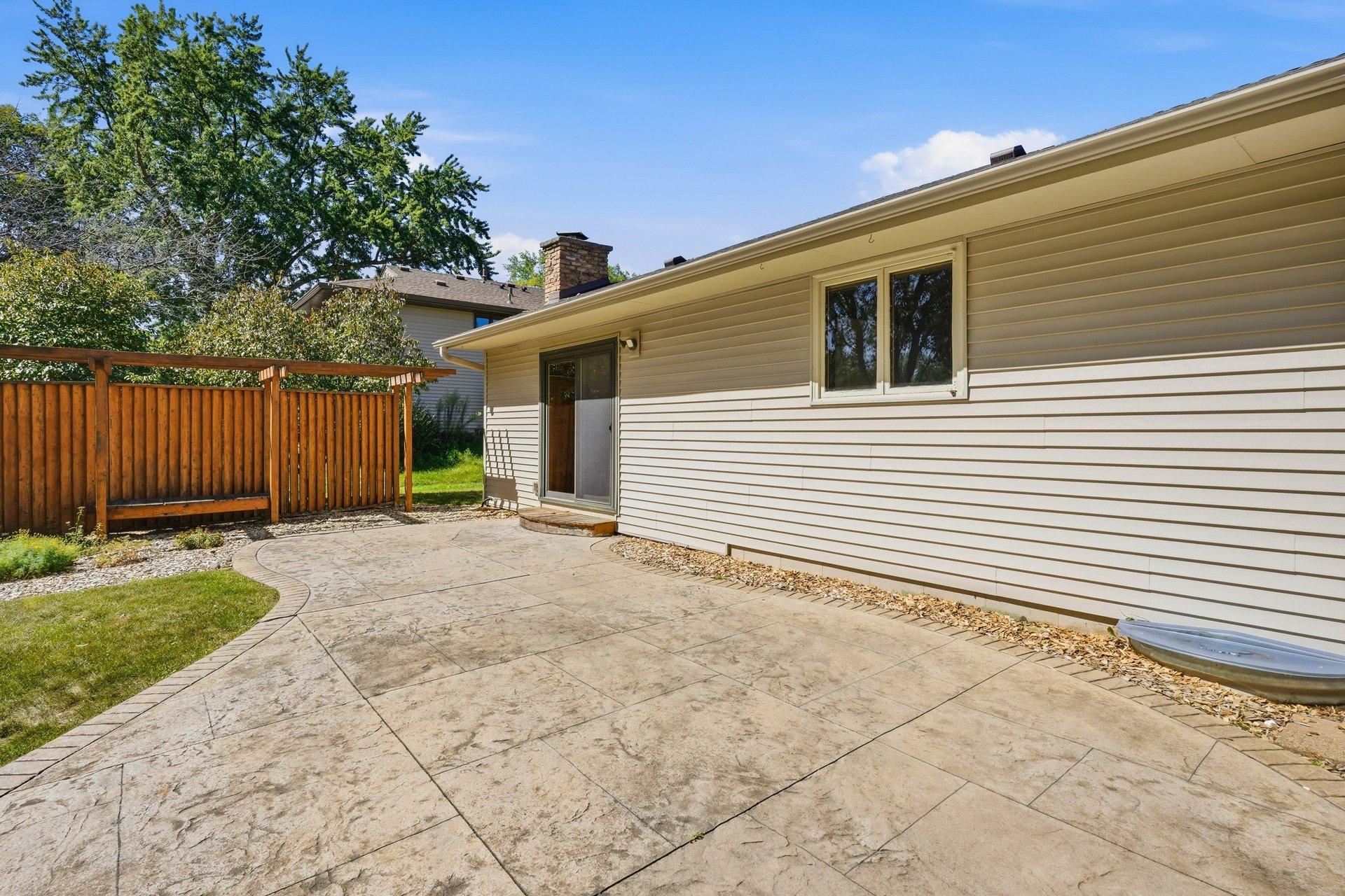 View of Residential at 7158 Upper 139th Street, Apple Valley MN 55124, Apple Valley (42 of 46) - Mike Wilen | Minnesota Team Real Estate