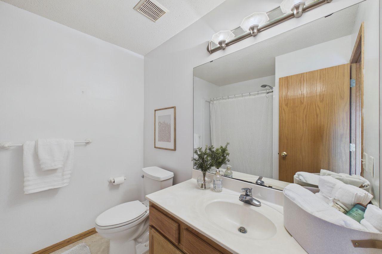View of Residential at 14157 43rd Avenue, Plymouth MN 55446, Plymouth (16 of 26) - Mike Wilen | Minnesota Team Real Estate