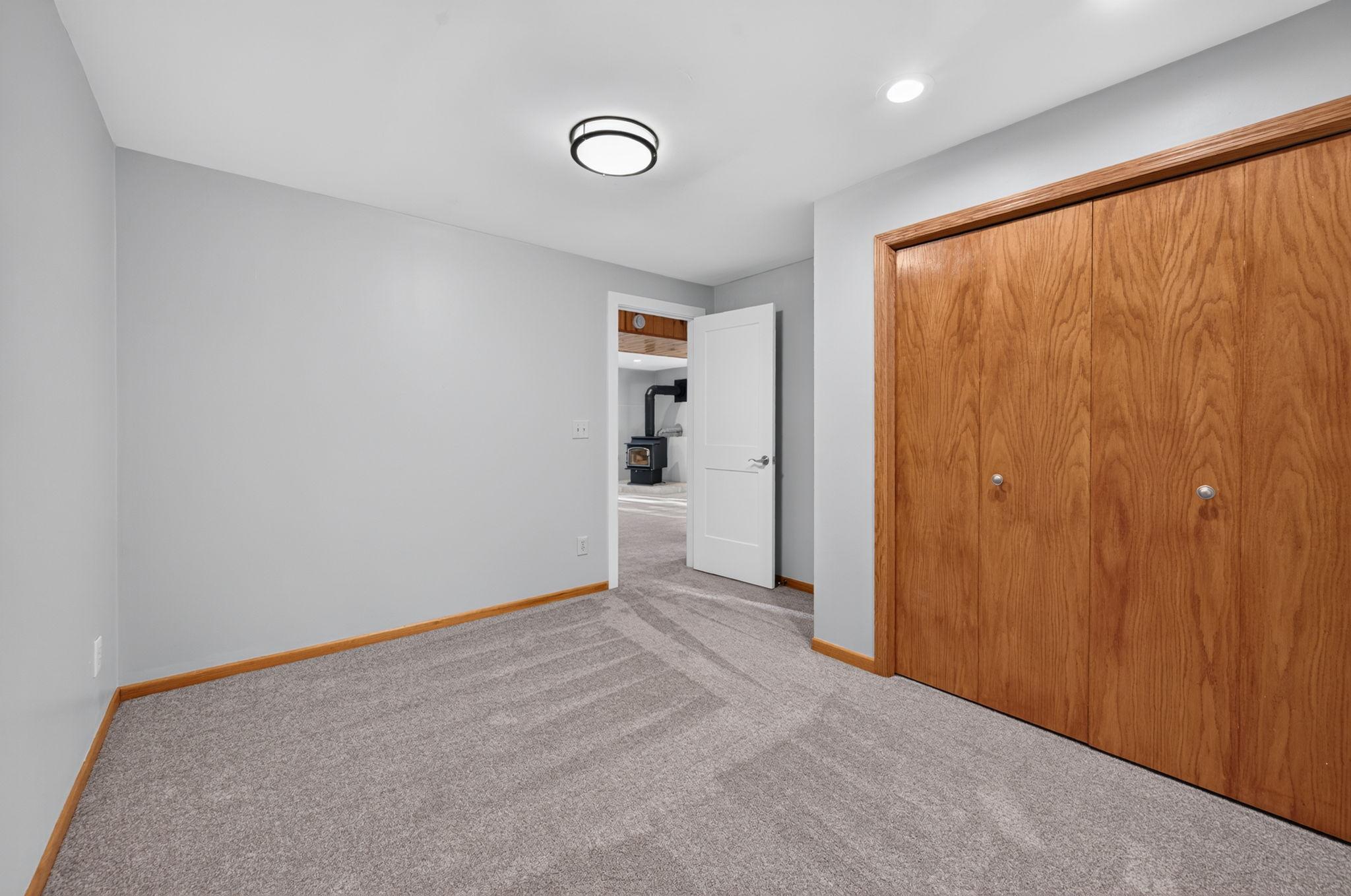 View of Residential at 940 Trail Court, Eagan MN 55123, Eagan (38 of 56) - Mike Wilen | Minnesota Team Real Estate