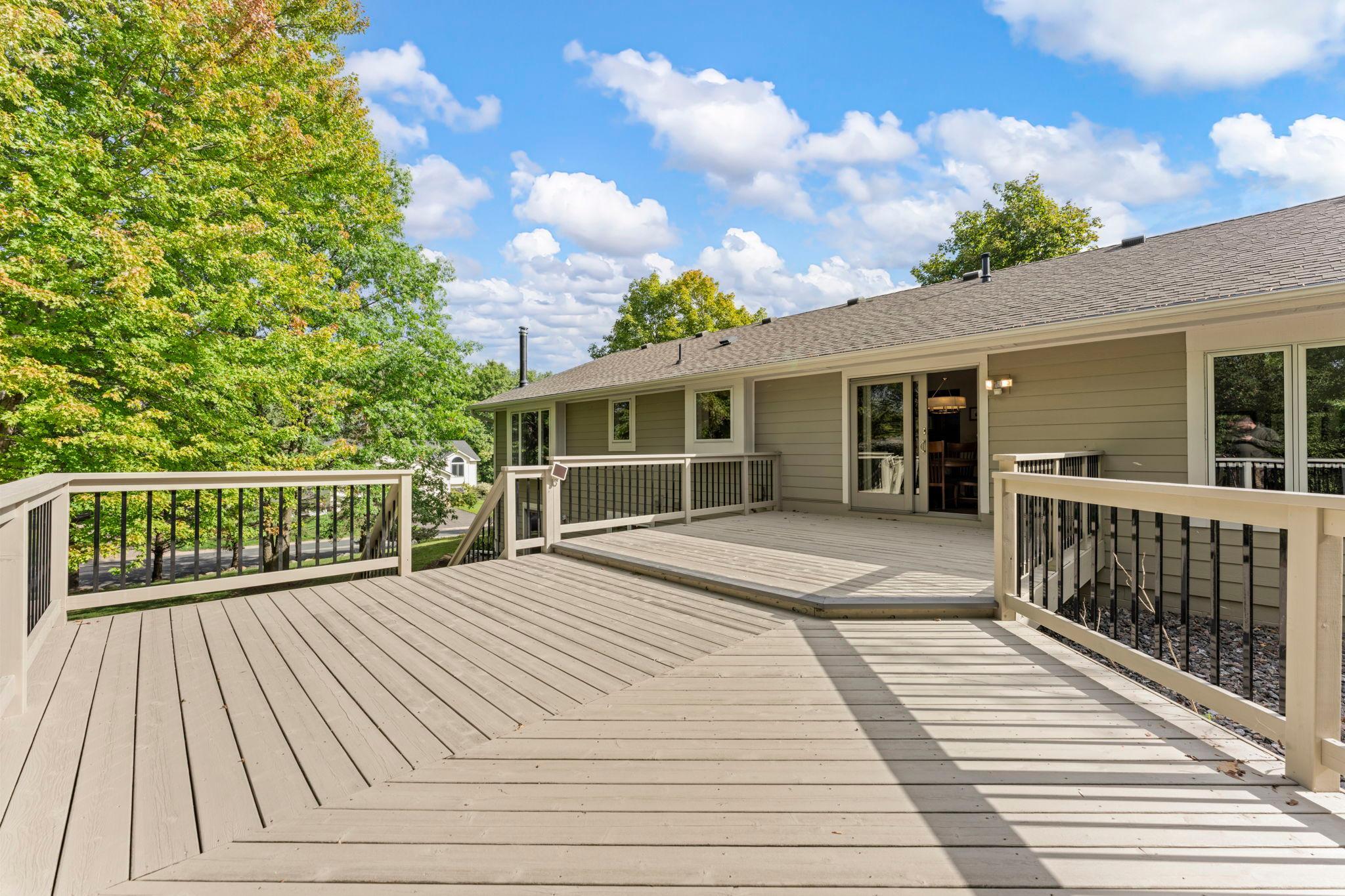 View of Residential at 940 Trail Court, Eagan MN 55123, Eagan (11 of 56) - Mike Wilen | Minnesota Team Real Estate