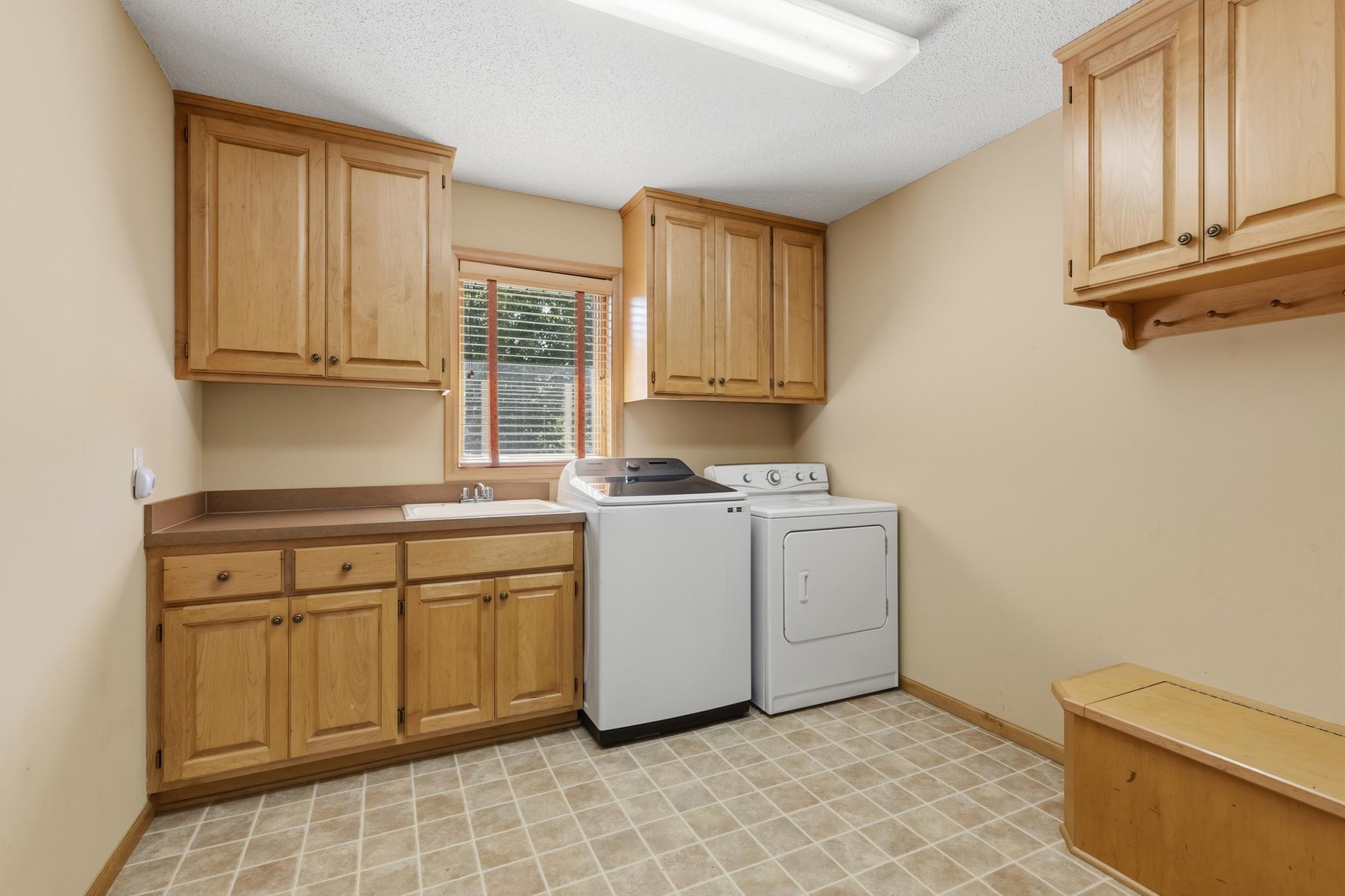 View of Residential at 9314 Peony Lane, Maple Grove MN 55311, Maple Grove (27 of 44) - Mike Wilen | Minnesota Team Real Estate