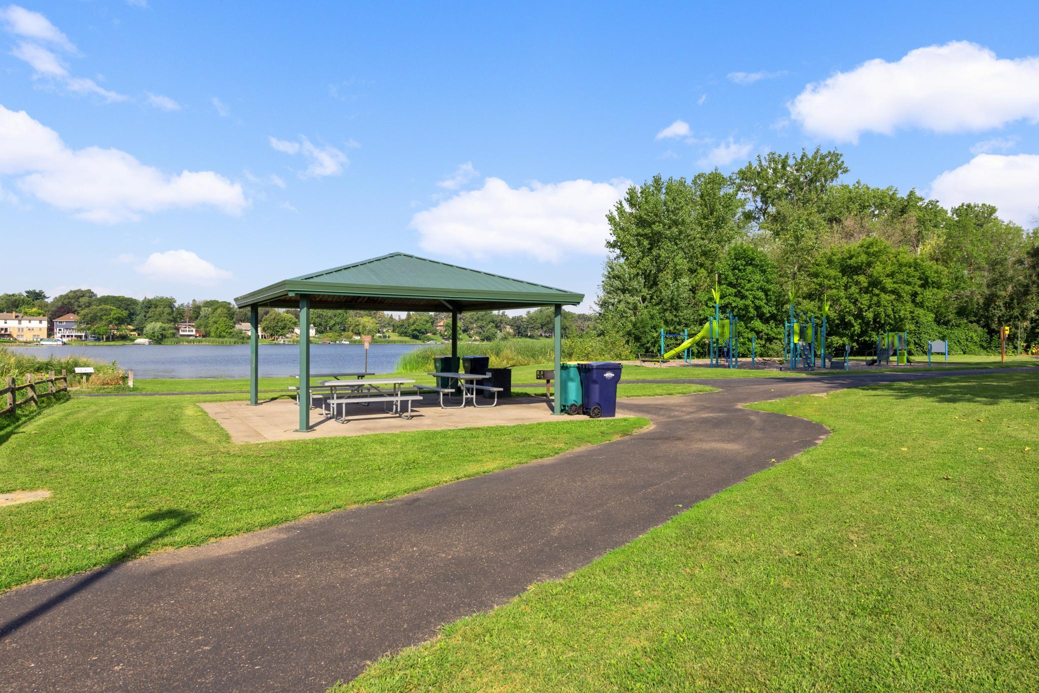 View of Residential at 3829 Oak Street, Brooklyn Center MN 55429, Brooklyn Center (34 of 43) - Mike Wilen | Minnesota Team Real Estate