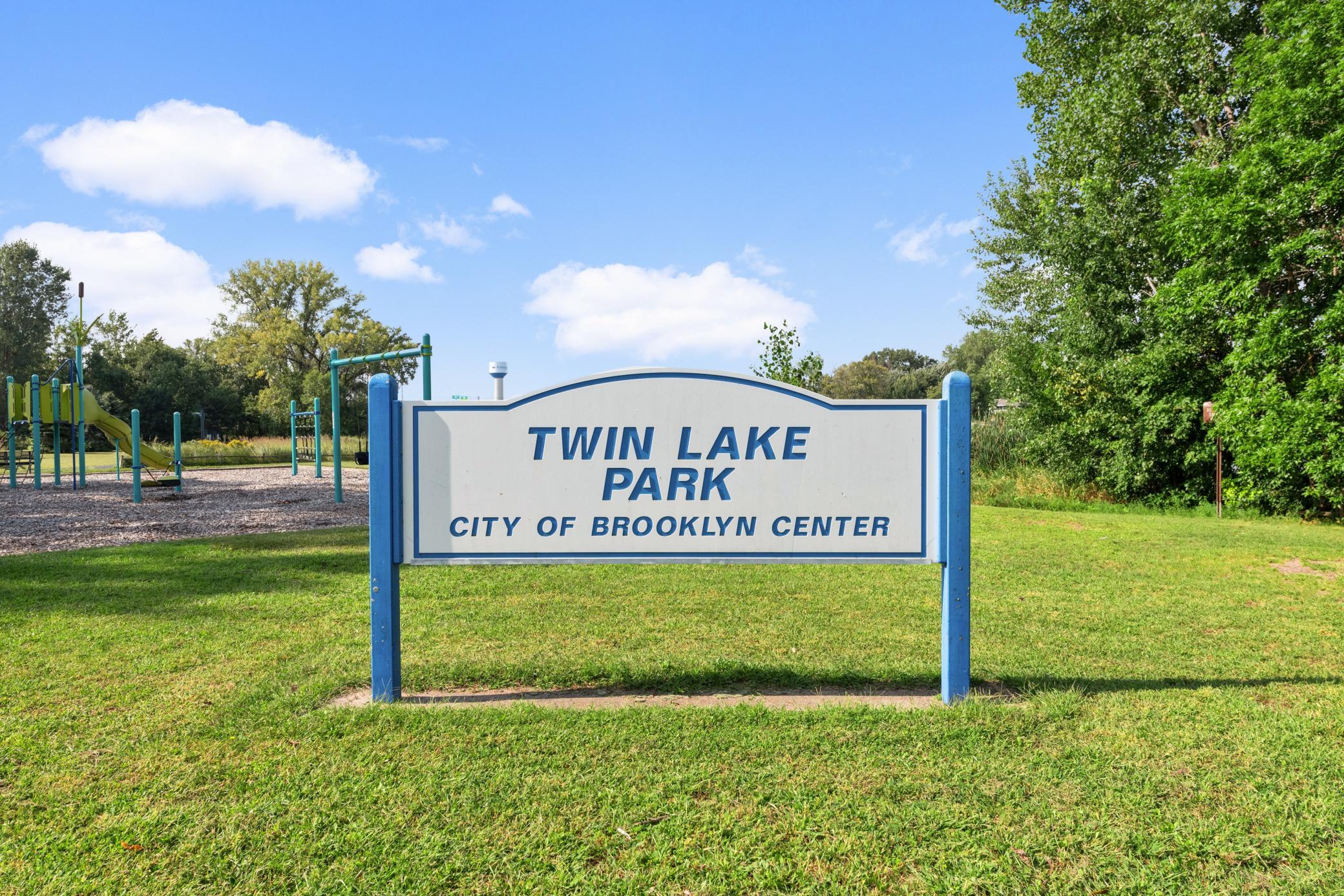 View of Residential at 3829 Oak Street, Brooklyn Center MN 55429, Brooklyn Center (36 of 43) - Mike Wilen | Minnesota Team Real Estate