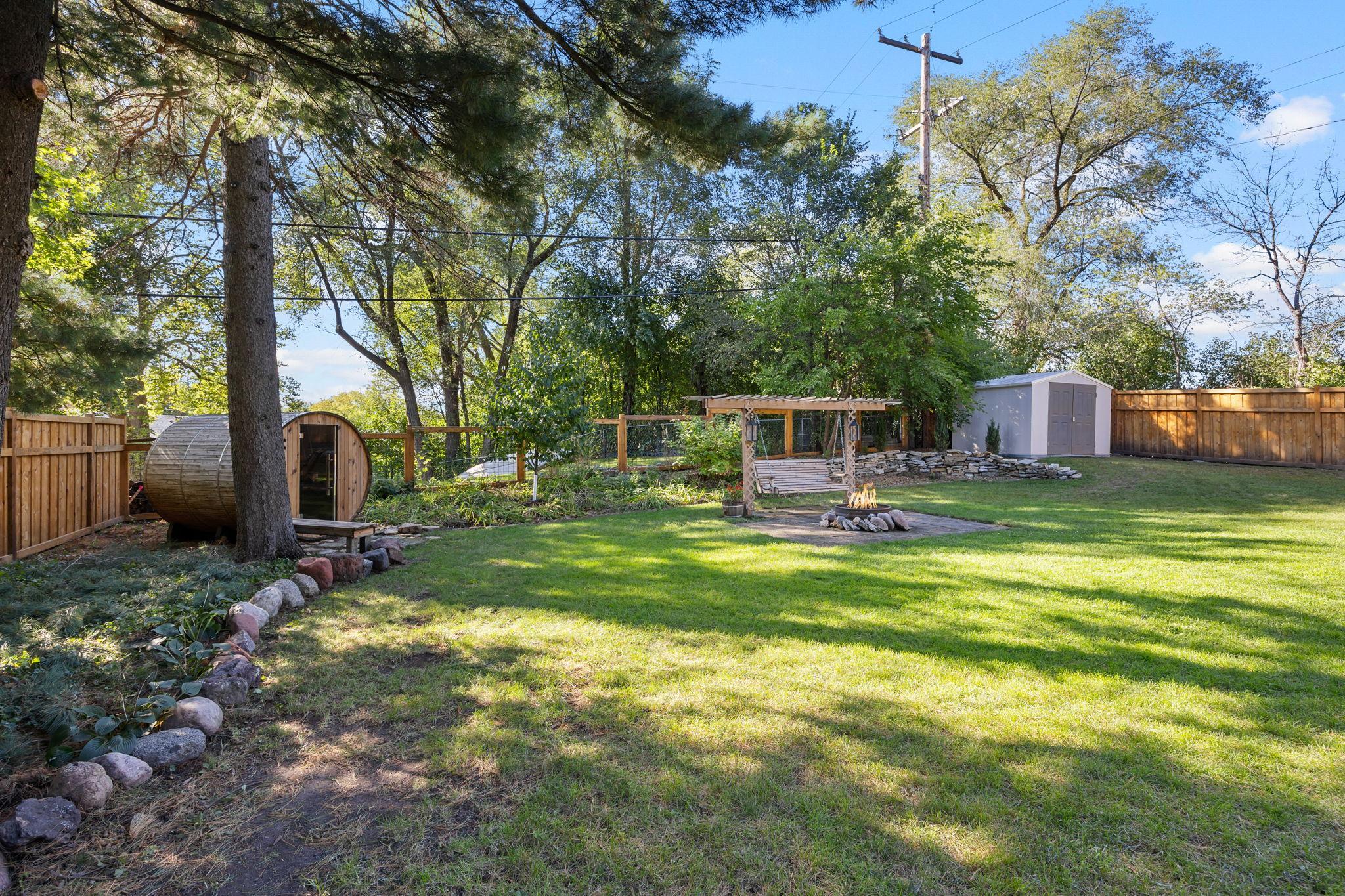 View of Residential at 3904 Brunswick Avenue, Saint Louis Park MN 55416, Saint Louis Park (63 of 107) - Mike Wilen | Minnesota Team Real Estate
