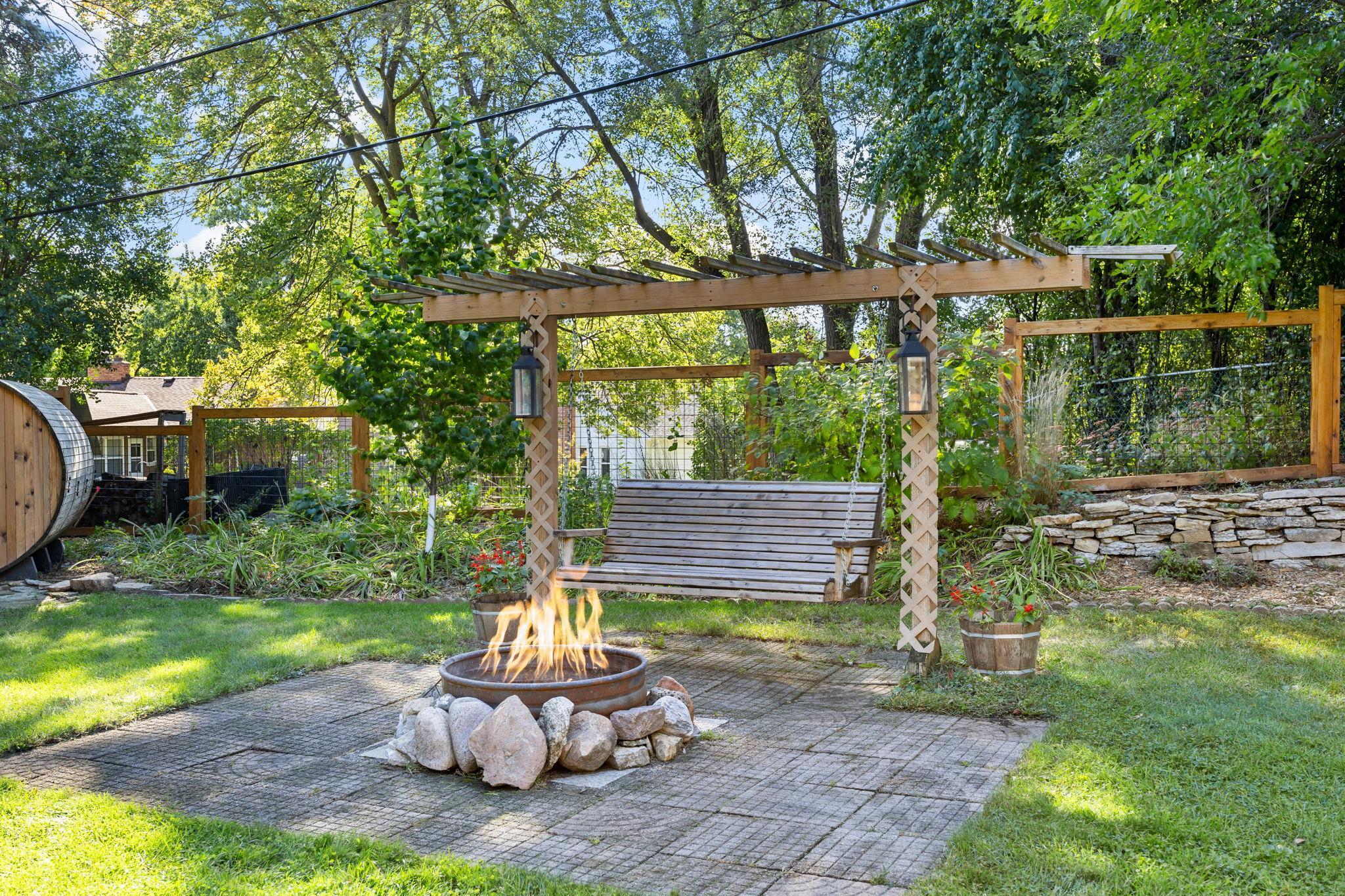 View of Residential at 3904 Brunswick Avenue, Saint Louis Park MN 55416, Saint Louis Park (71 of 107) - Mike Wilen | Minnesota Team Real Estate