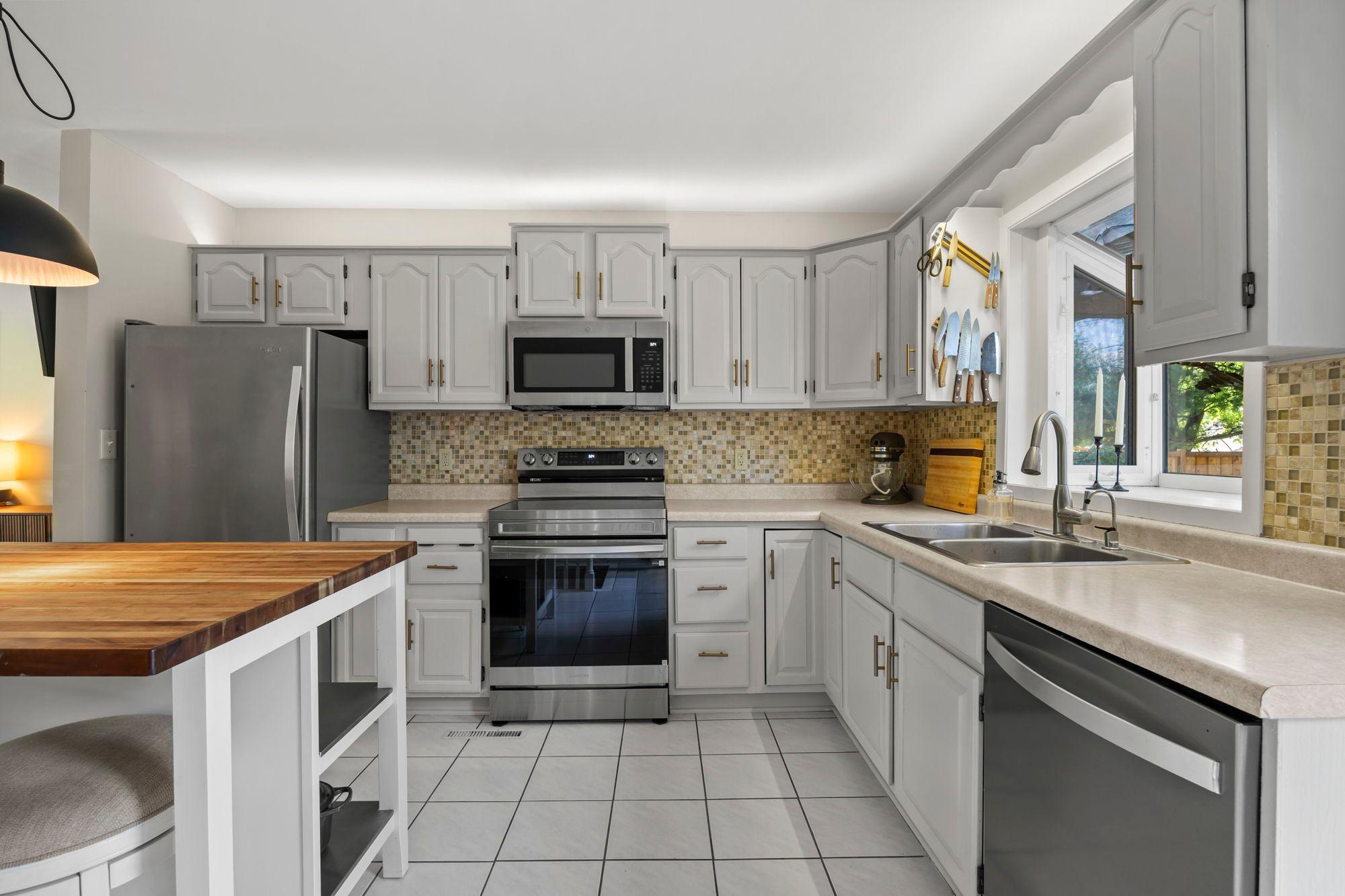 View of Residential at 3904 Brunswick Avenue, Saint Louis Park MN 55416, Saint Louis Park (17 of 107) - Mike Wilen | Minnesota Team Real Estate