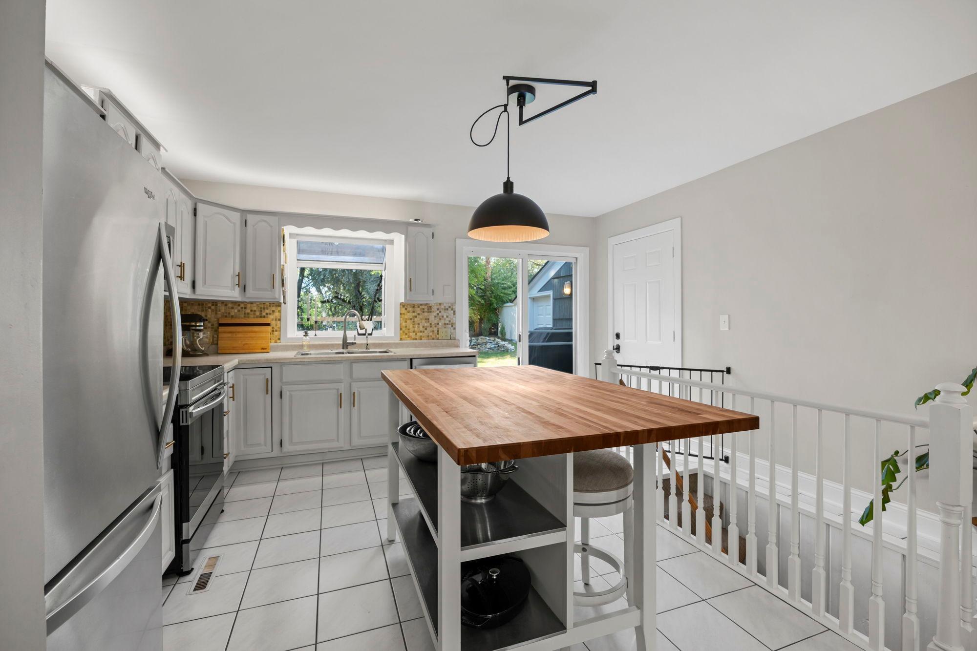 View of Residential at 3904 Brunswick Avenue, Saint Louis Park MN 55416, Saint Louis Park (86 of 107) - Mike Wilen | Minnesota Team Real Estate