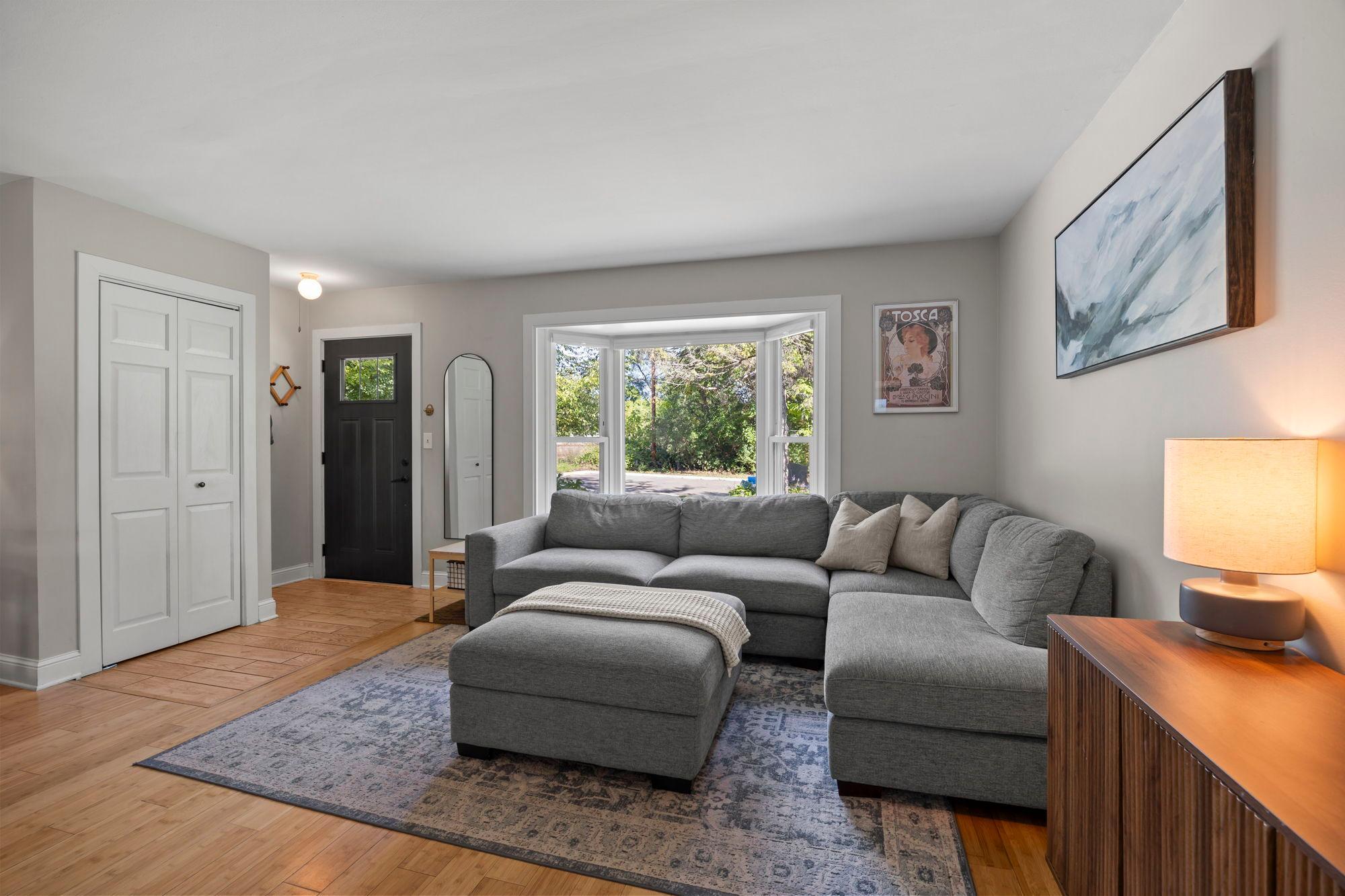 View of Residential at 3904 Brunswick Avenue, Saint Louis Park MN 55416, Saint Louis Park (21 of 107) - Mike Wilen | Minnesota Team Real Estate