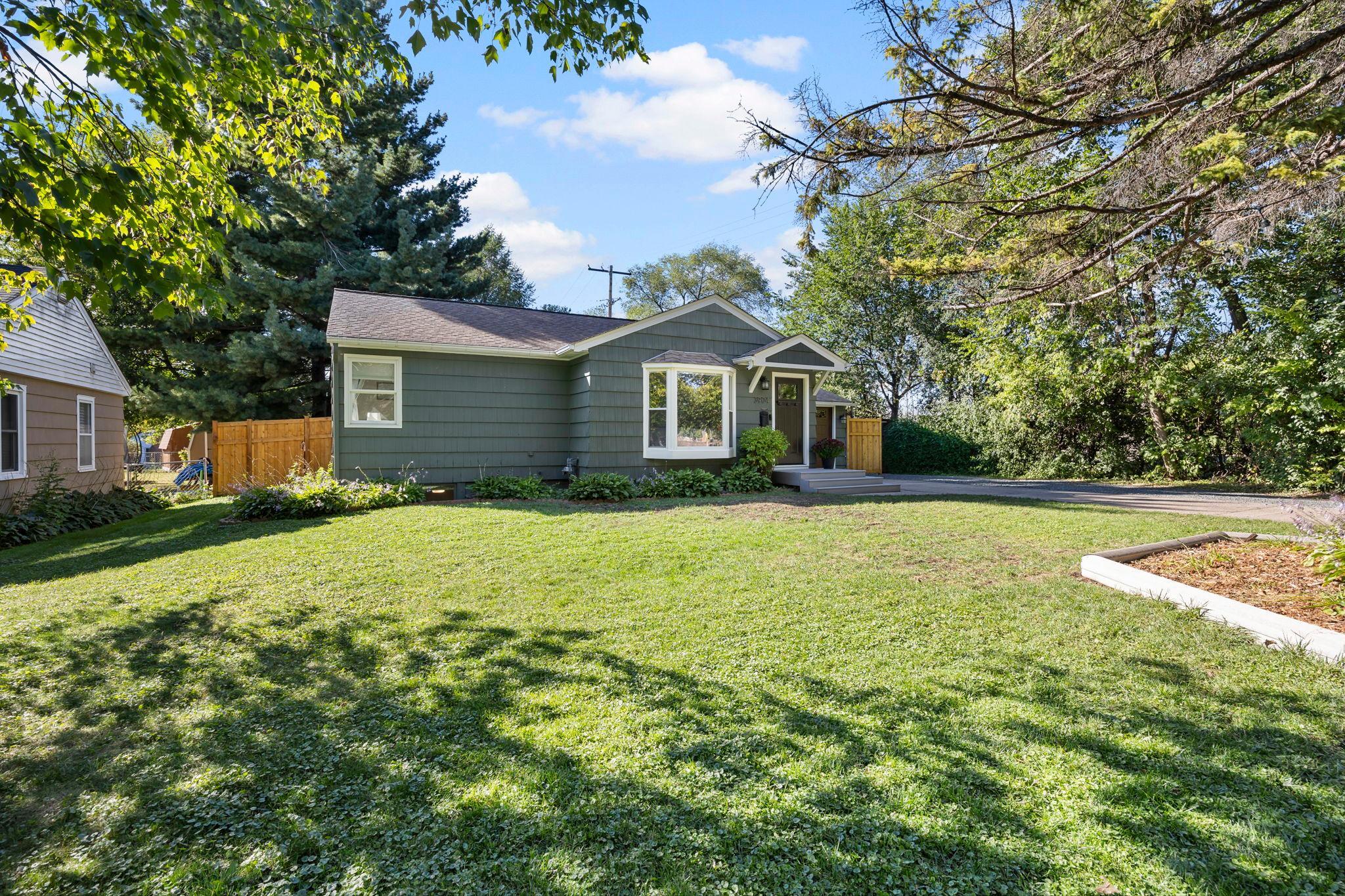 View of Residential at 3904 Brunswick Avenue, Saint Louis Park MN 55416, Saint Louis Park (62 of 107) - Mike Wilen | Minnesota Team Real Estate
