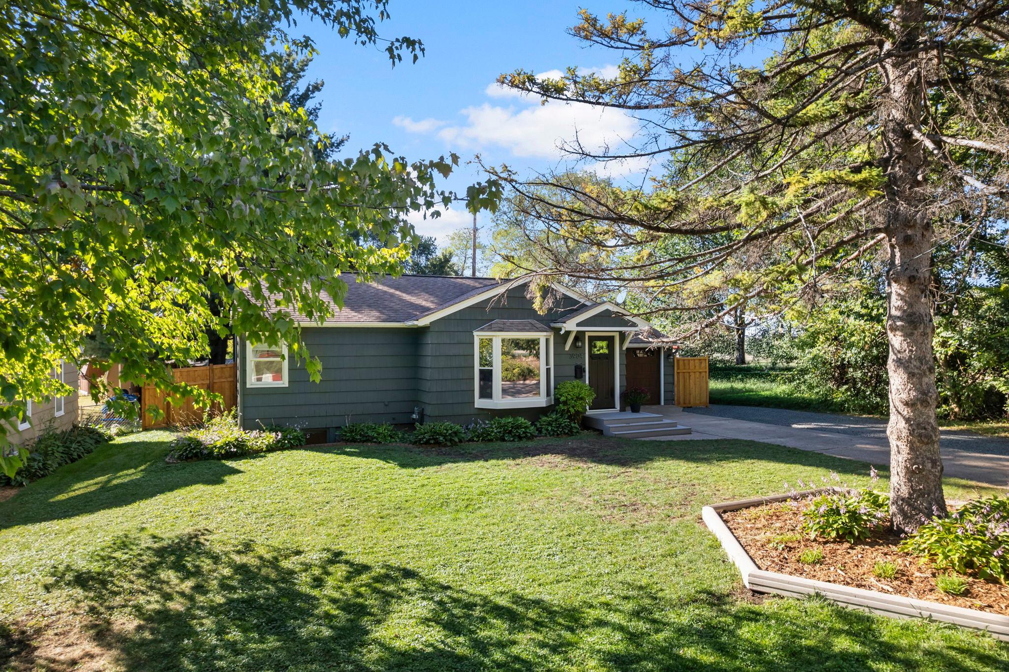 View of Residential at 3904 Brunswick Avenue, Saint Louis Park MN 55416, Saint Louis Park (46 of 107) - Mike Wilen | Minnesota Team Real Estate