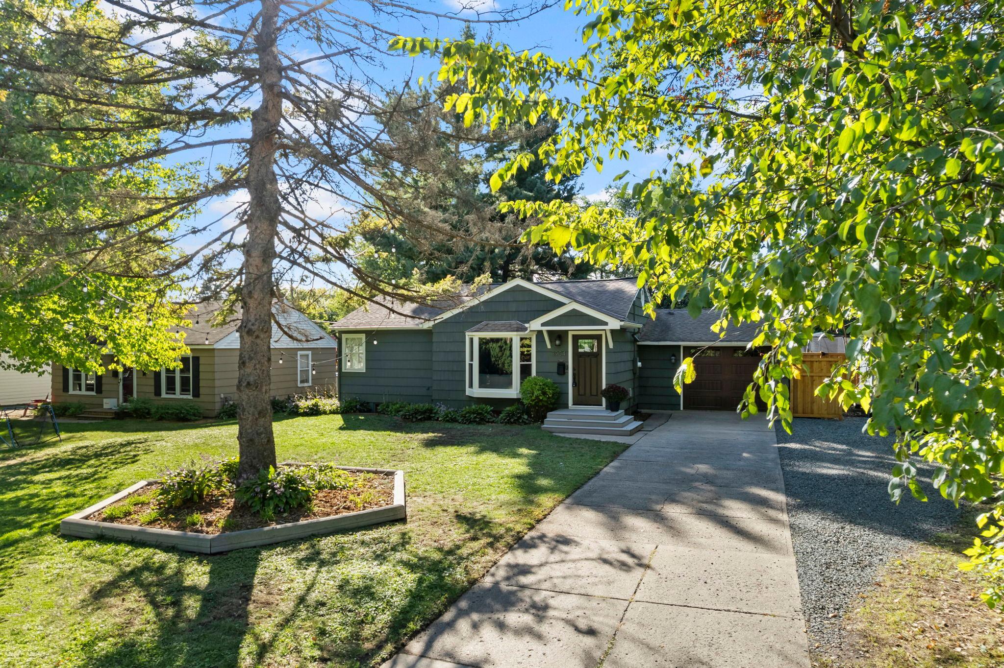 View of Residential at 3904 Brunswick Avenue, Saint Louis Park MN 55416, Saint Louis Park (41 of 107) - Mike Wilen | Minnesota Team Real Estate