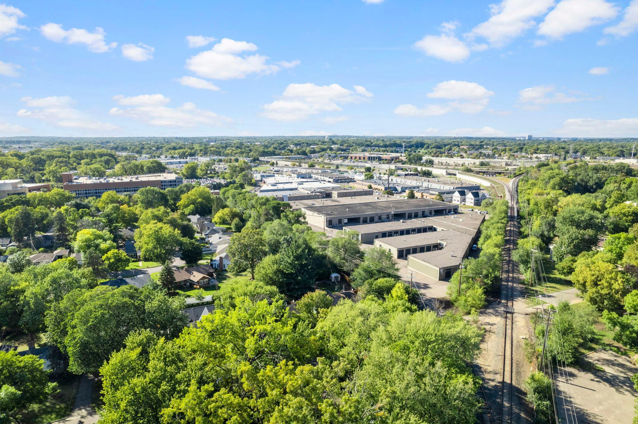 View of Residential at 3904 Brunswick Avenue, Saint Louis Park MN 55416, Saint Louis Park (36 of 107) - Mike Wilen | Minnesota Team Real Estate