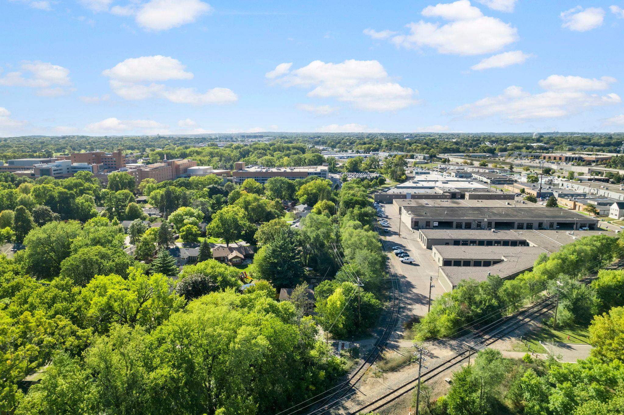 View of Residential at 3904 Brunswick Avenue, Saint Louis Park MN 55416, Saint Louis Park (33 of 107) - Mike Wilen | Minnesota Team Real Estate