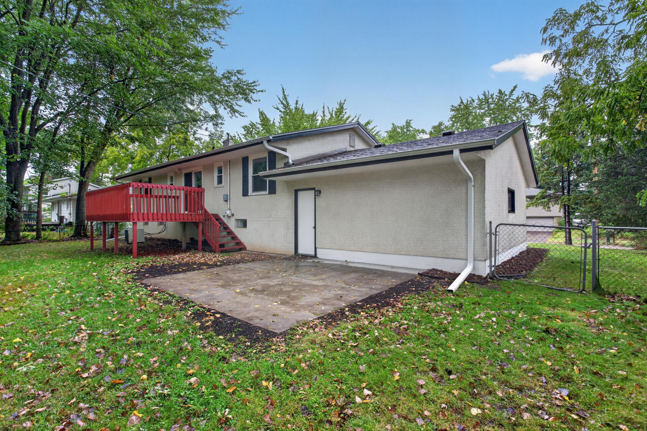 View of Residential at 406 Centennial Drive, Roseville MN 55113, Roseville (11 of 35) - Mike Wilen | Minnesota Team Real Estate