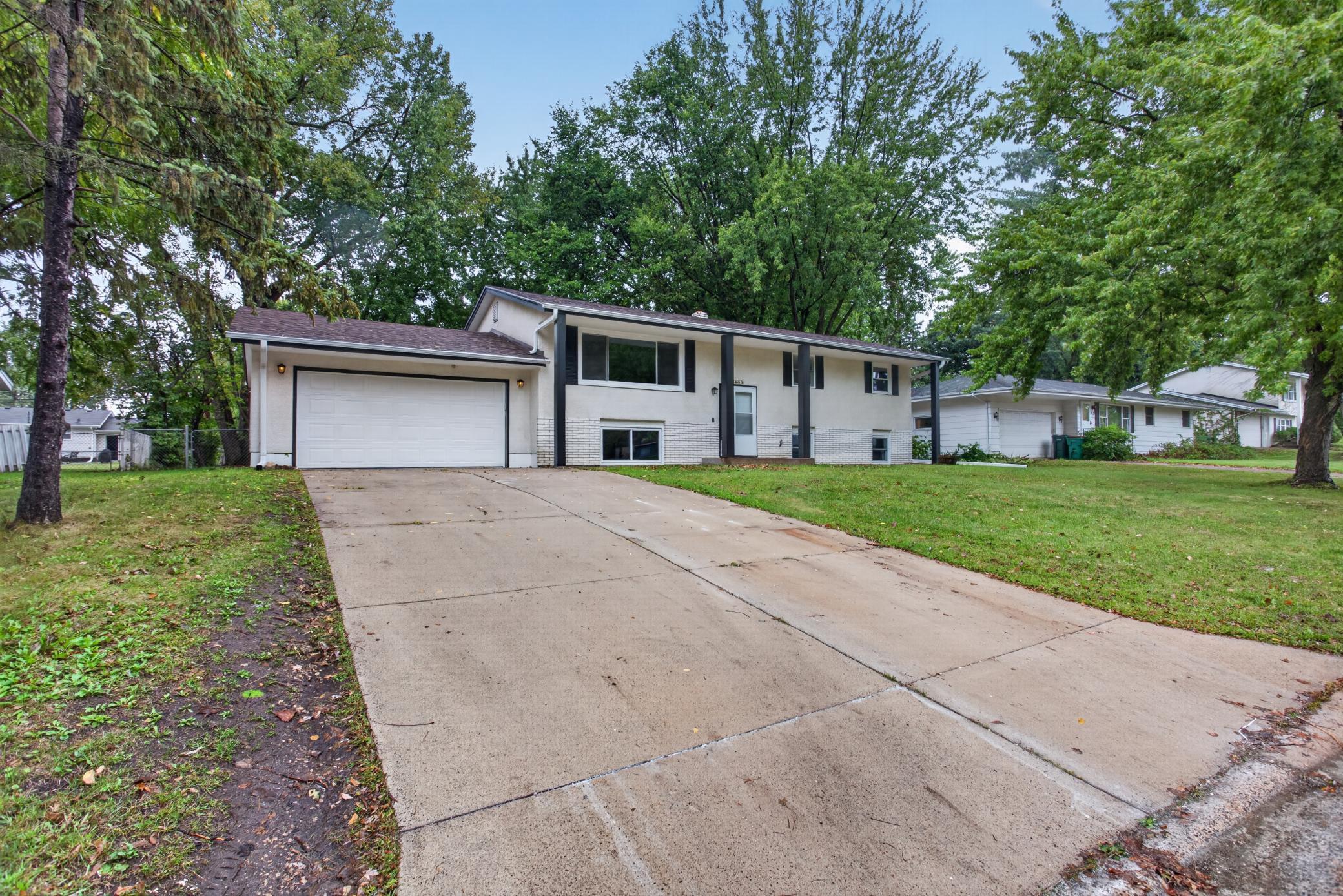 View of Residential at 406 Centennial Drive, Roseville MN 55113, Roseville (10 of 35) - Mike Wilen | Minnesota Team Real Estate