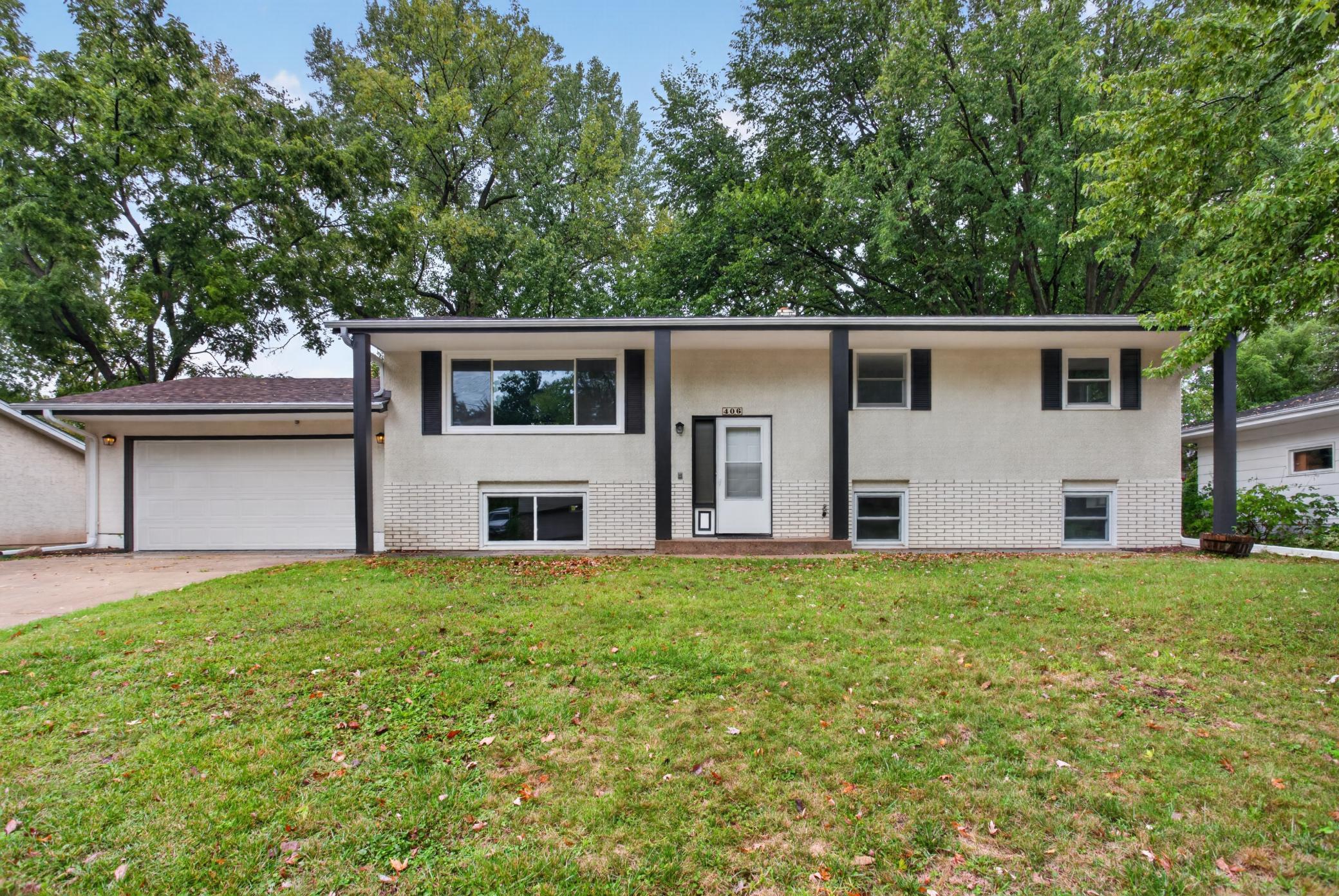 View of Residential at 406 Centennial Drive, Roseville MN 55113, Roseville (9 of 35) - Mike Wilen | Minnesota Team Real Estate